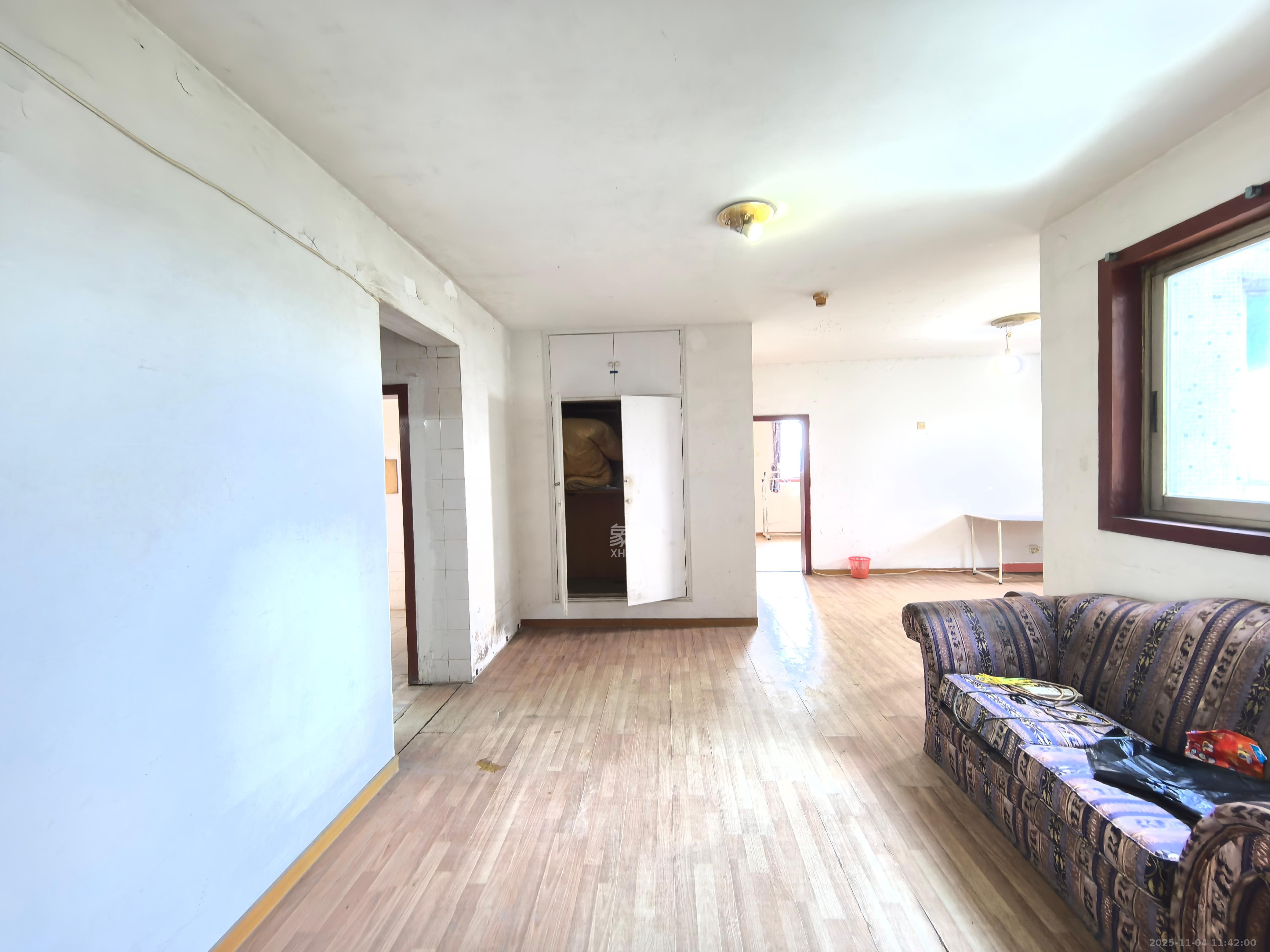 银洲公寓  2室2厅1卫    1620.0元/月室内图