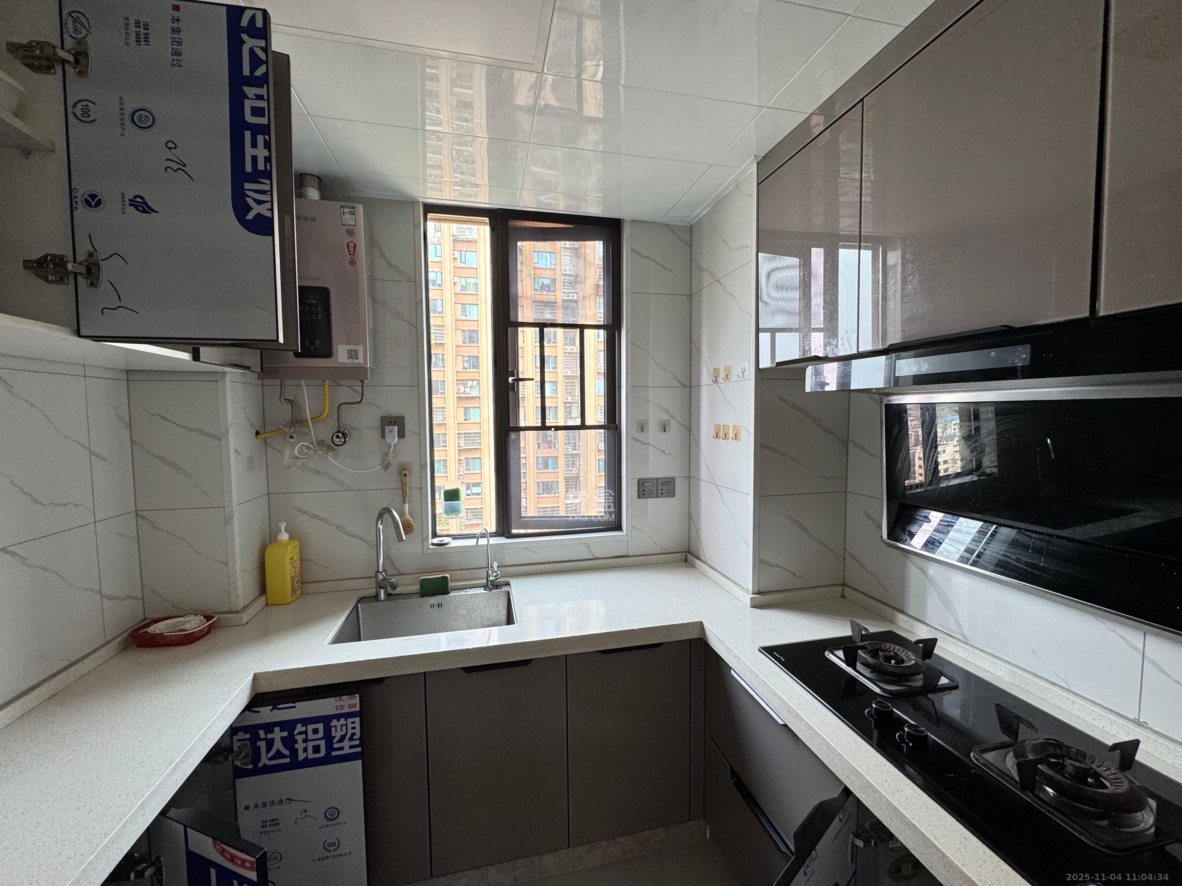 东合新苑 2室1厅1卫 2200.0元/月 东合新苑 2室1厅1卫 2200.0元/月室内图