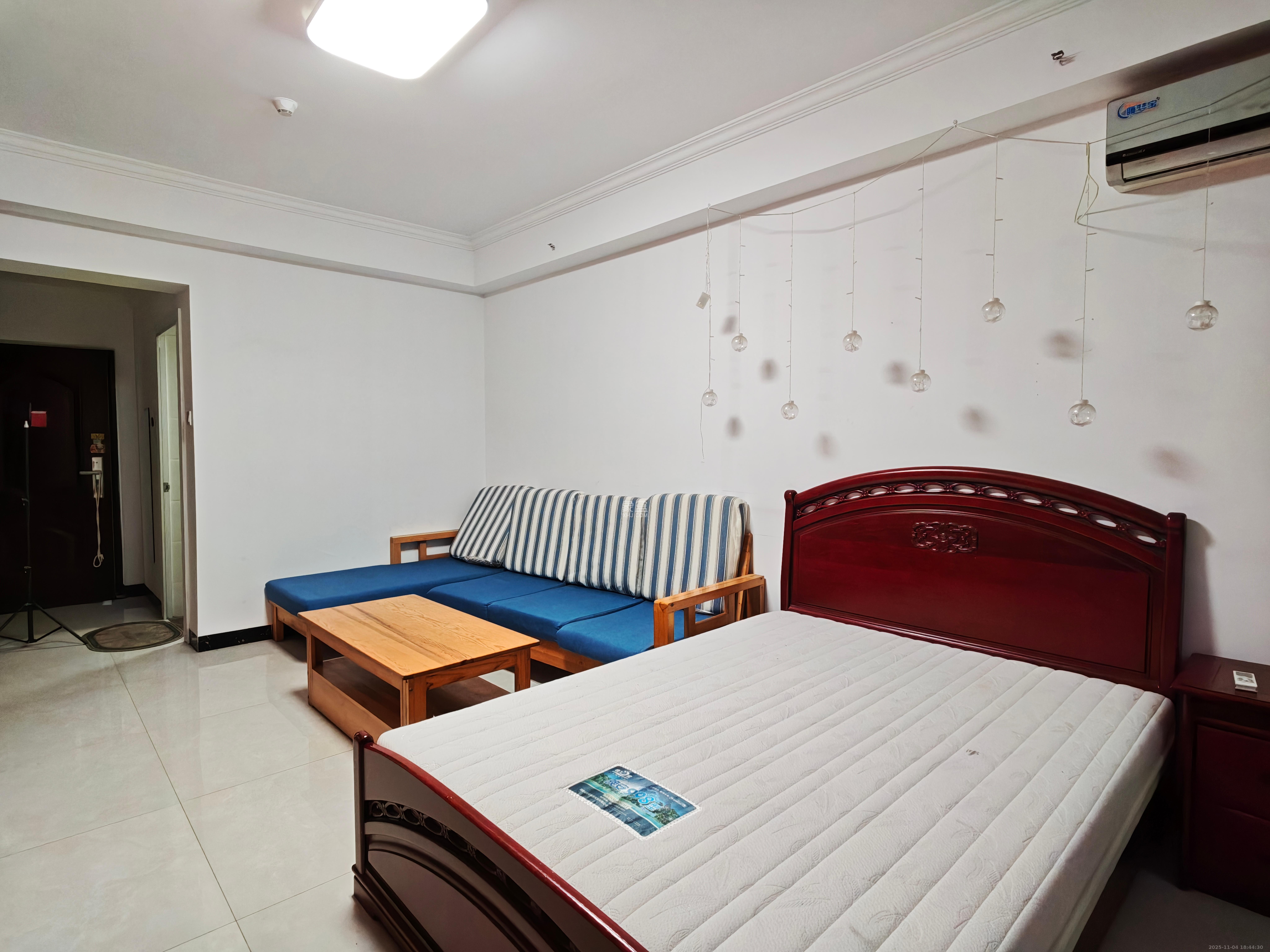 五矿万境水岸二期(五矿万境水岸和苑) 1室1厅1卫 1300.0元/月 五矿万境水岸二期(五矿万境水岸和苑) 1室1厅1卫 1300.0元/月室内图