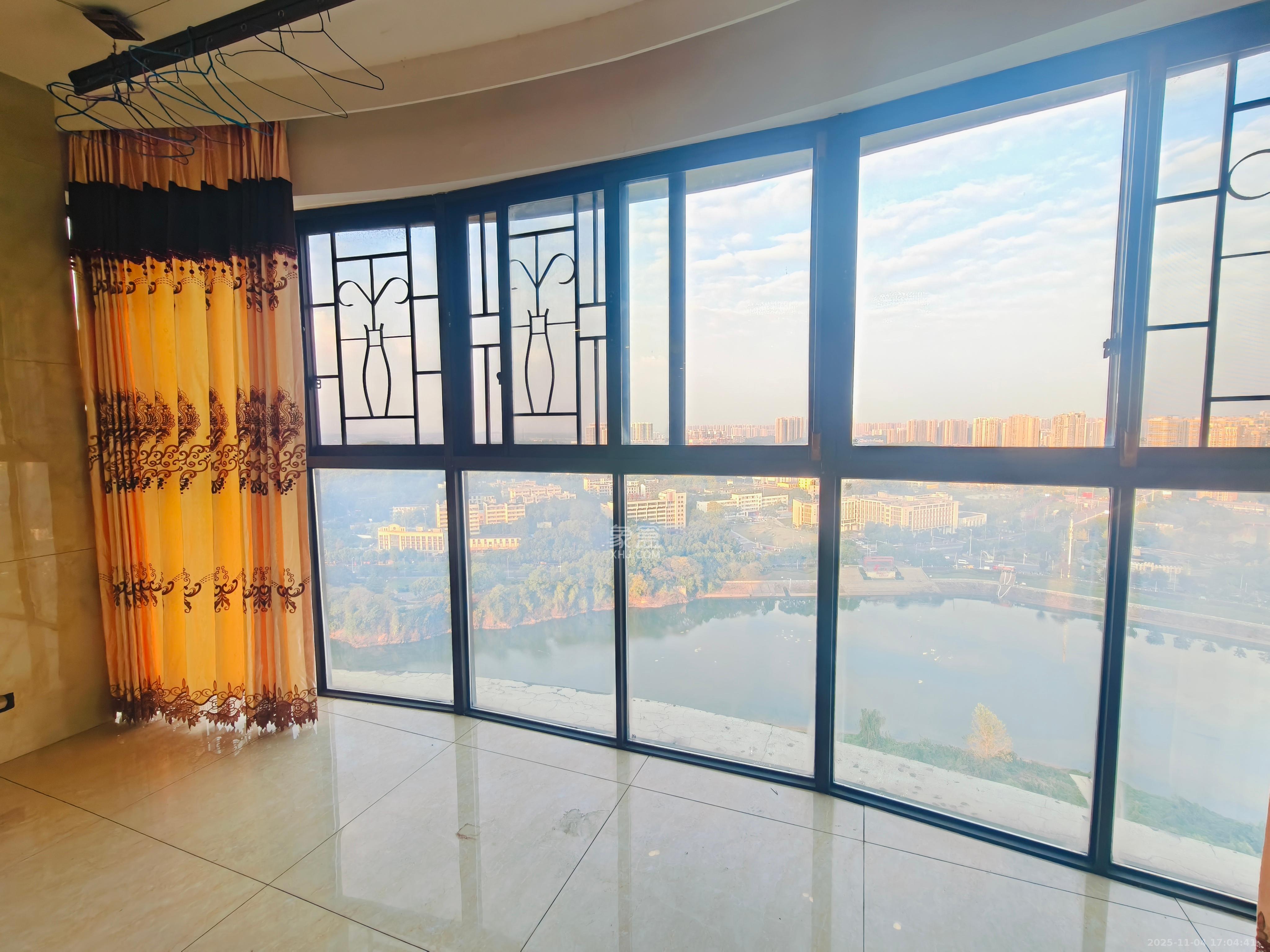 海洋半岛（月珑湾）  1室0厅0卫    3200.0元/月室内图