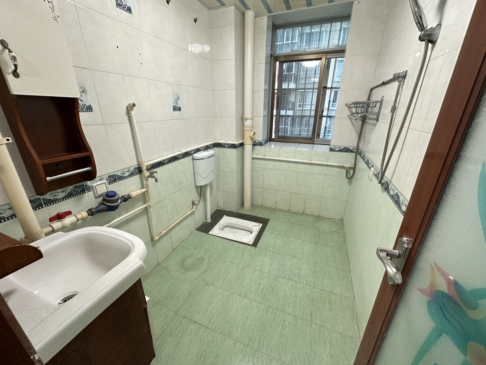 鑫华龙花园  1室0厅0卫    215.0万客厅