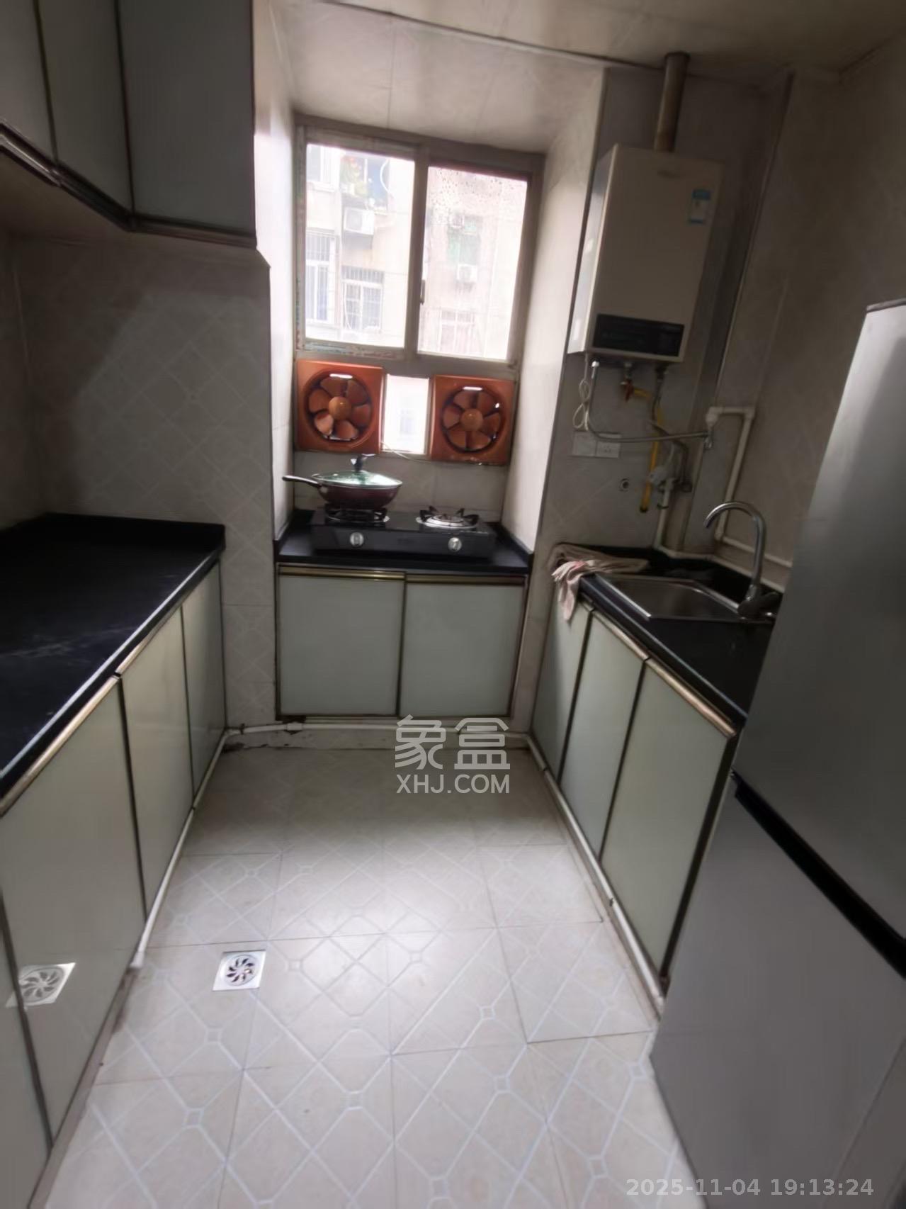 人民新村  1室0厅0卫    1600.0元/月室内图