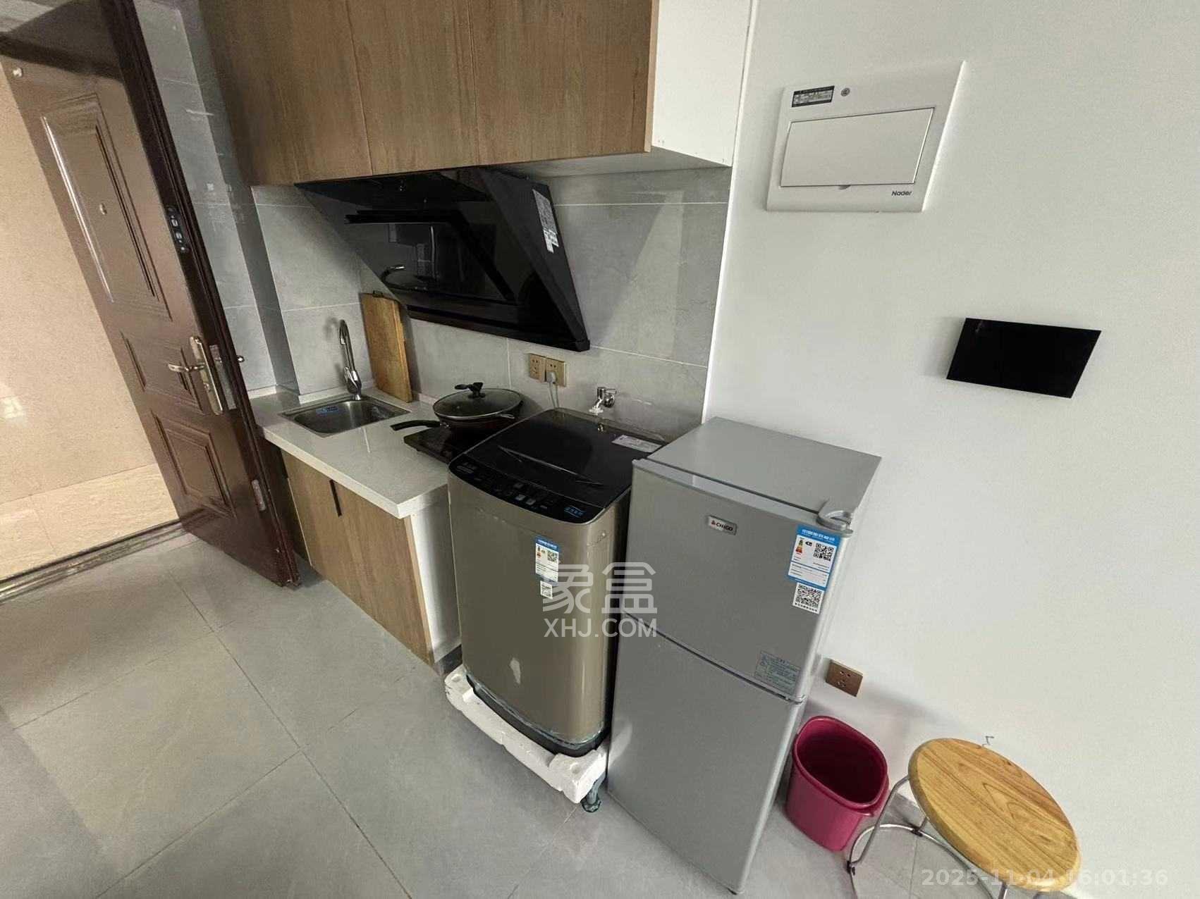 中海珑悦府 1室0厅0卫 1100.0元/月 中海珑悦府 1室0厅0卫 1100.0元/月室内图