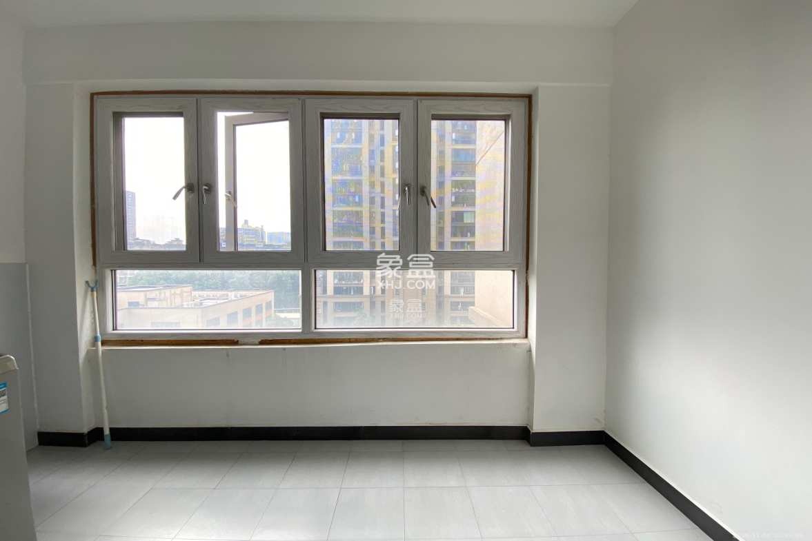 建发中央公园(建发美地) 3室2厅1卫 3500.0元/月 建发中央公园(建发美地) 3室2厅1卫 3500.0元/月室内图