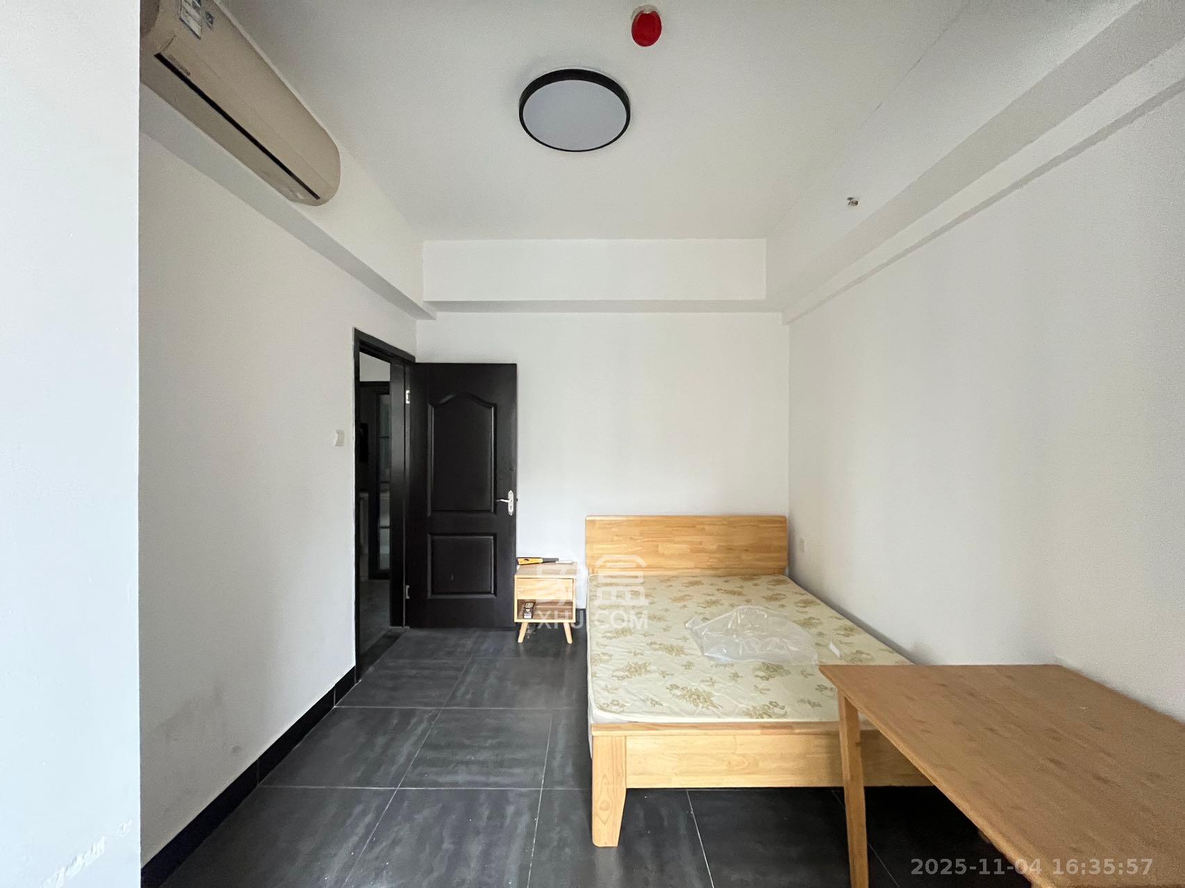 北辰三角洲E4区  1室1厅1卫    2600.0元/月室内图