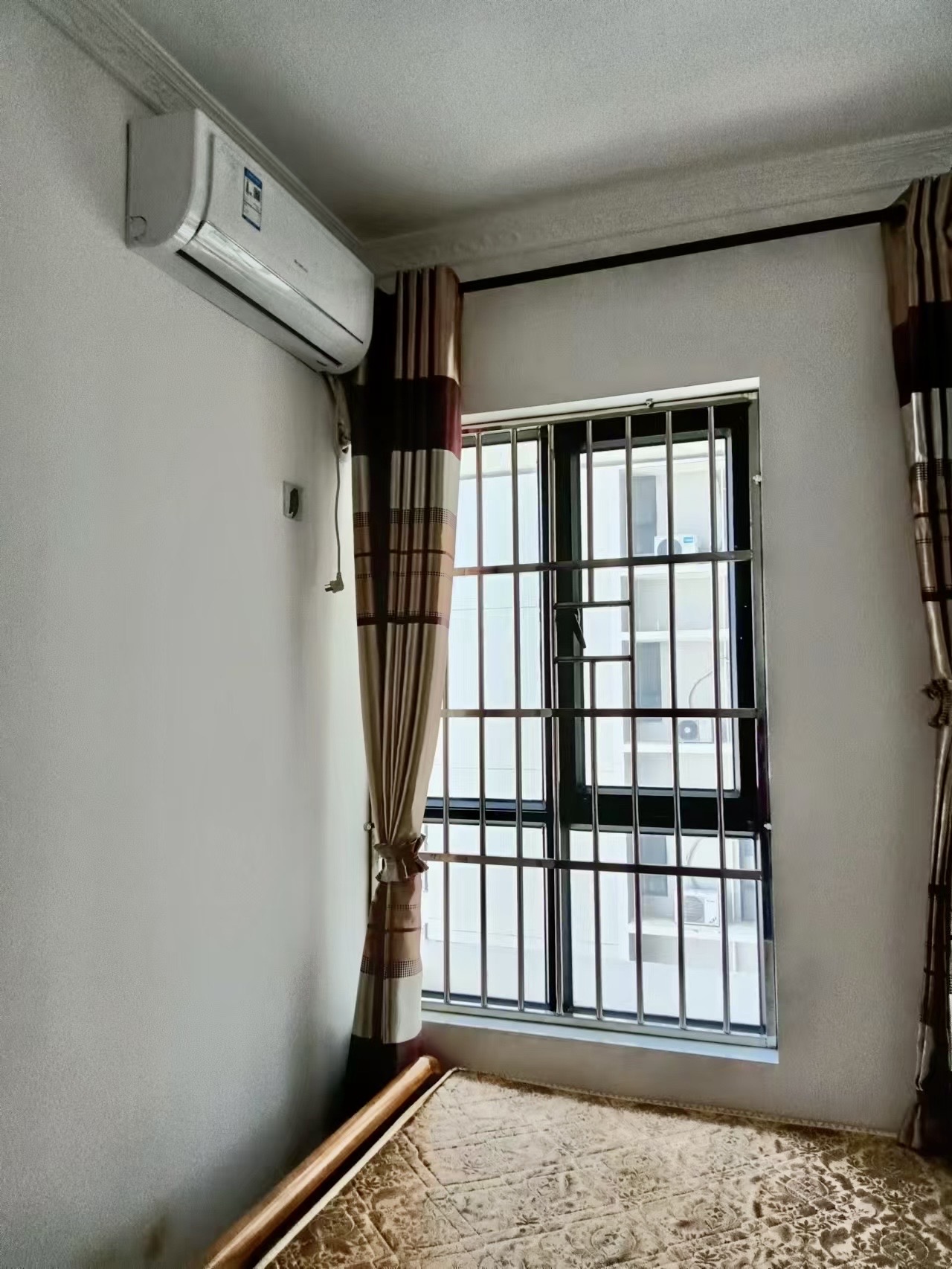 盛贤景都 2室2厅1卫 2300.0元/月 盛贤景都 2室2厅1卫 2300.0元/月室内图