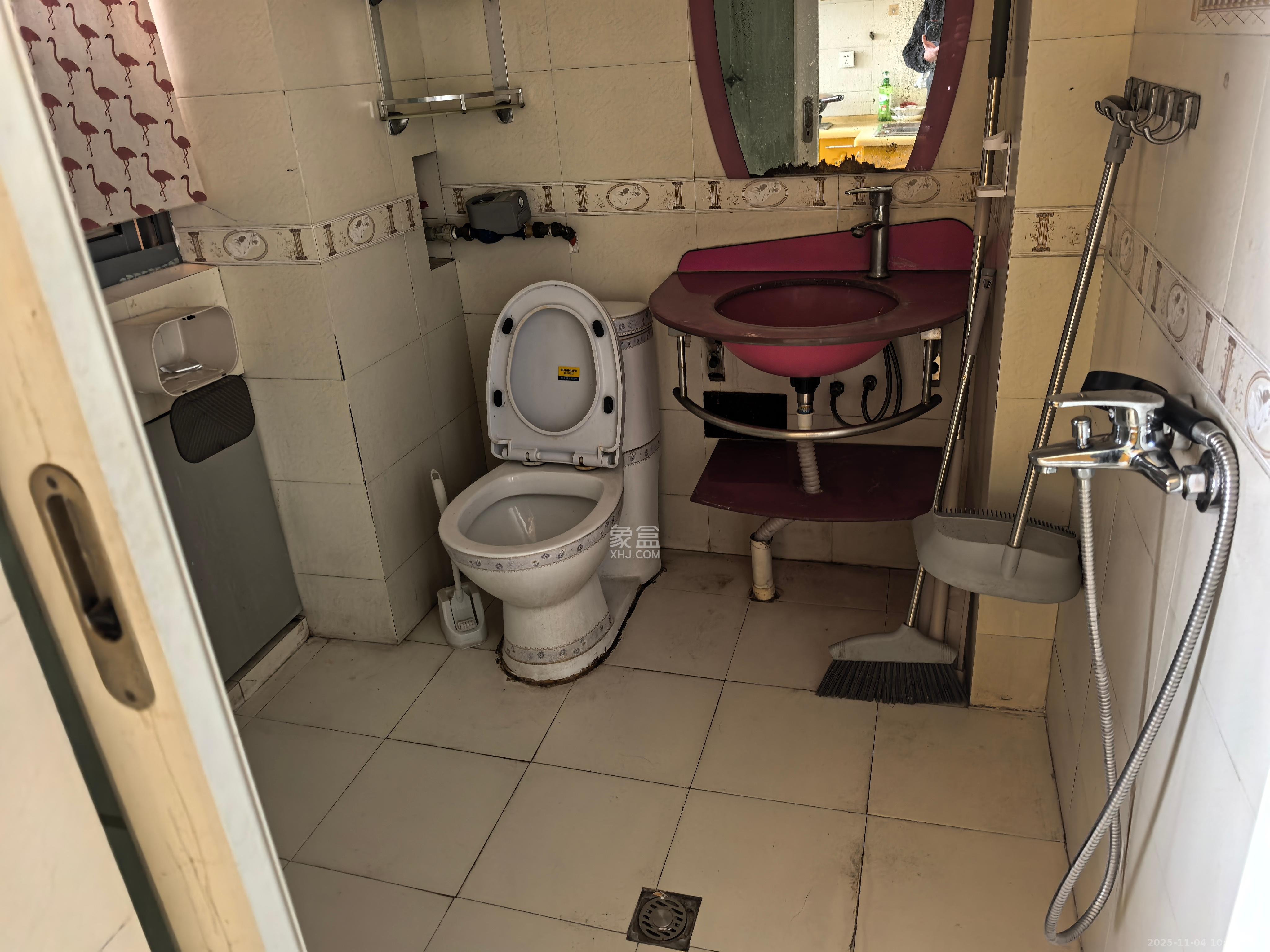 东方银座（东方摩卡）  1室0厅0卫    1400.0元/月室内图