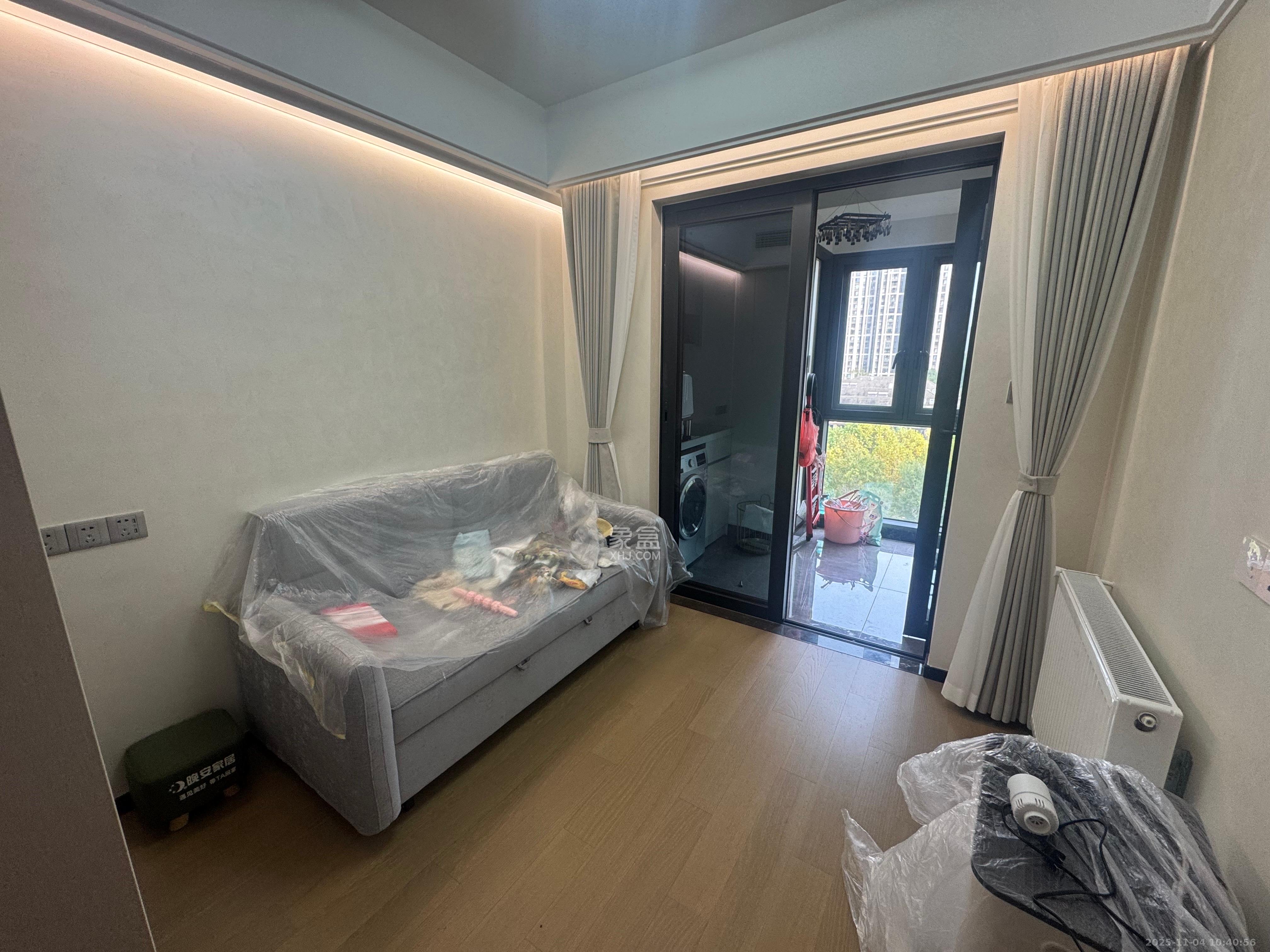 中海阅溪府  4室1厅2卫    6000.0元/月室内图