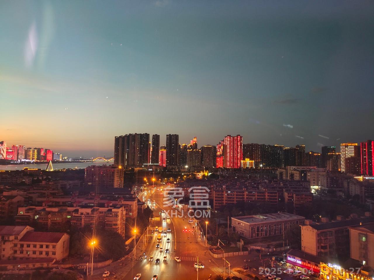 宇成开福广场  1室1厅1卫    1800.0元/月室内图