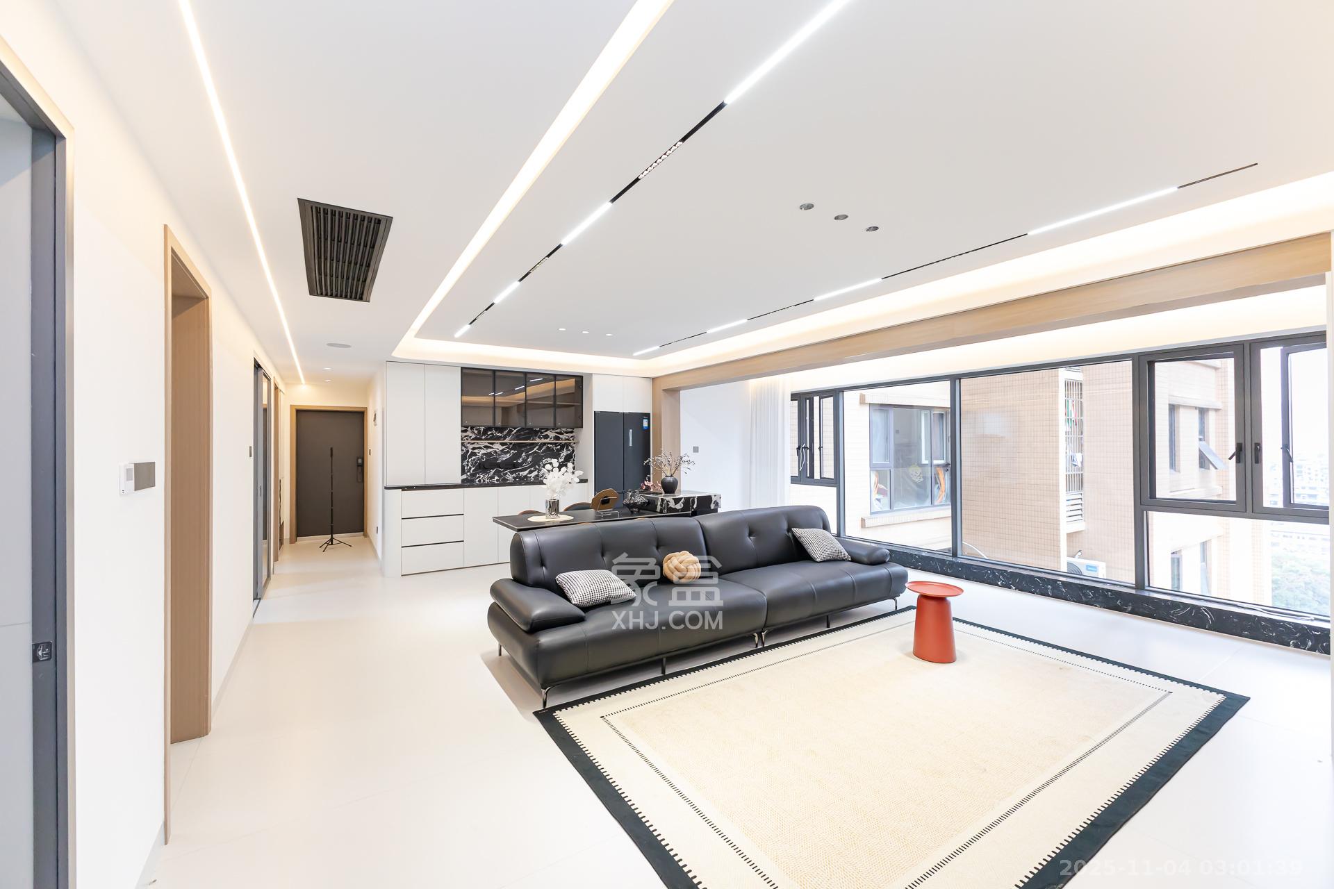 润和又一城 4室2厅2卫 135.8万 润和又一城 4室2厅2卫 135.8万客厅