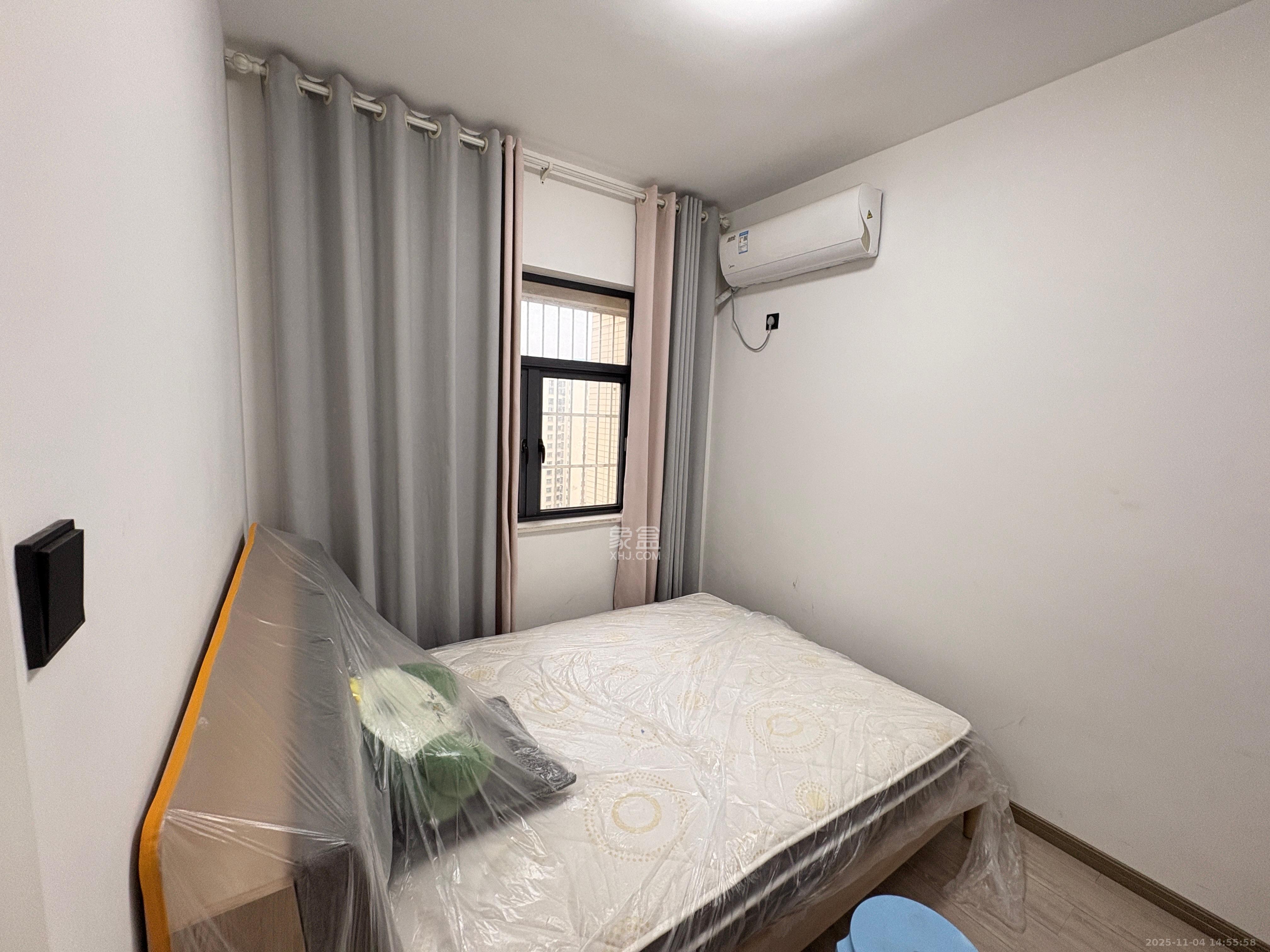 长盛岚庭  3室2厅2卫    3500.0元/月室内图