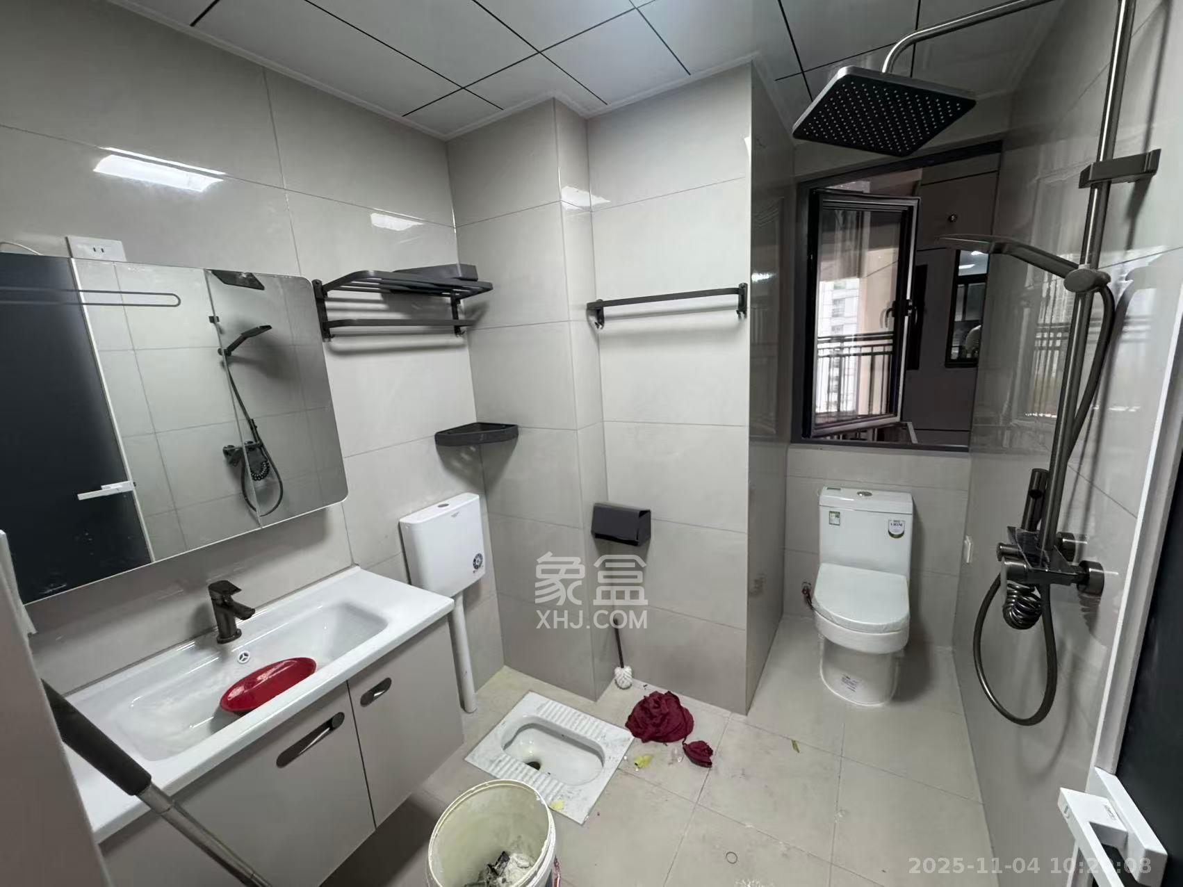 湖湘时代名邸公园壹号 2室1厅1卫 2600.0元/月 湖湘时代名邸公园壹号 2室1厅1卫 2600.0元/月室内图