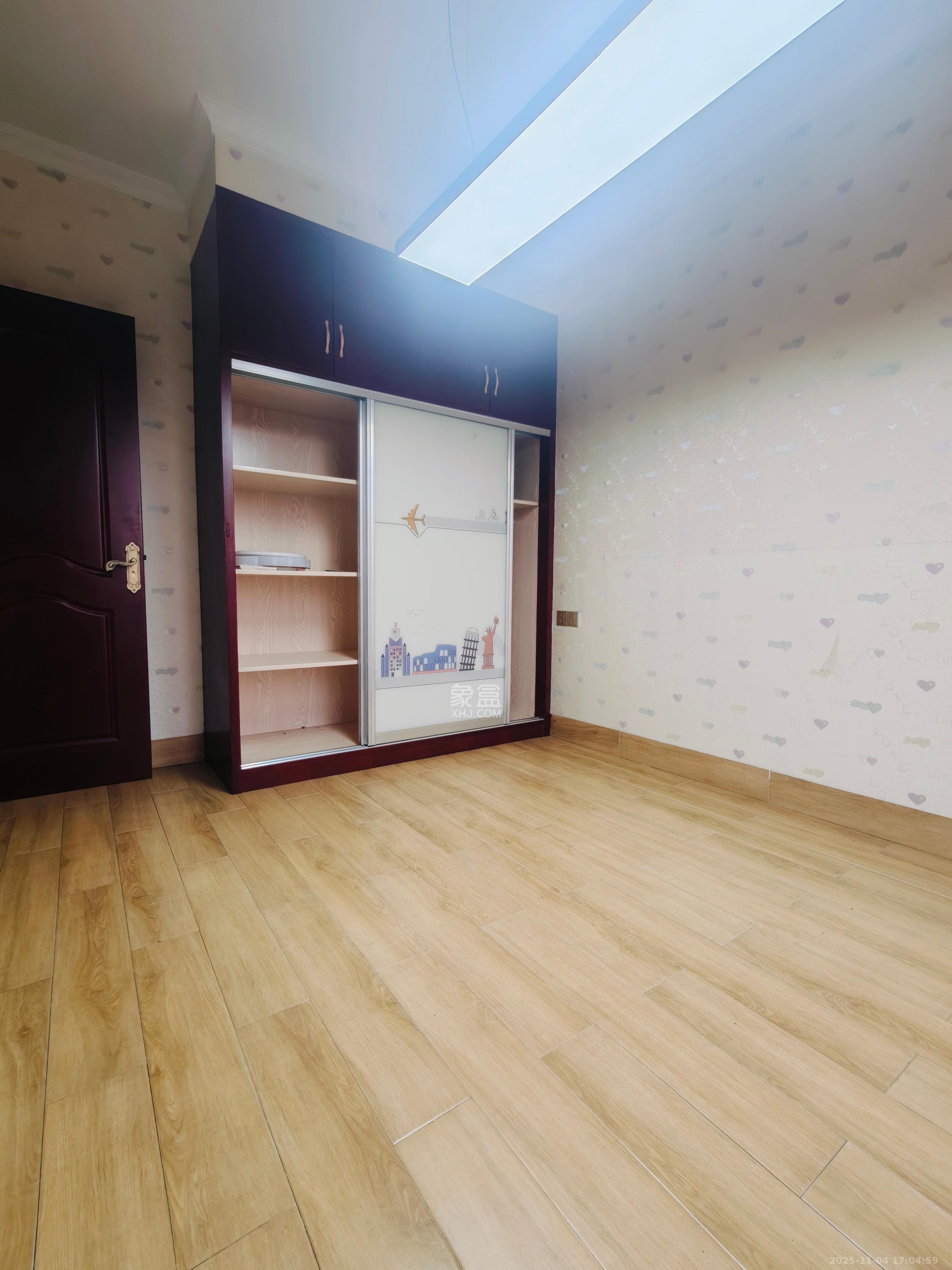 海洋半岛（月珑湾）  1室0厅0卫    3200.0元/月室内图