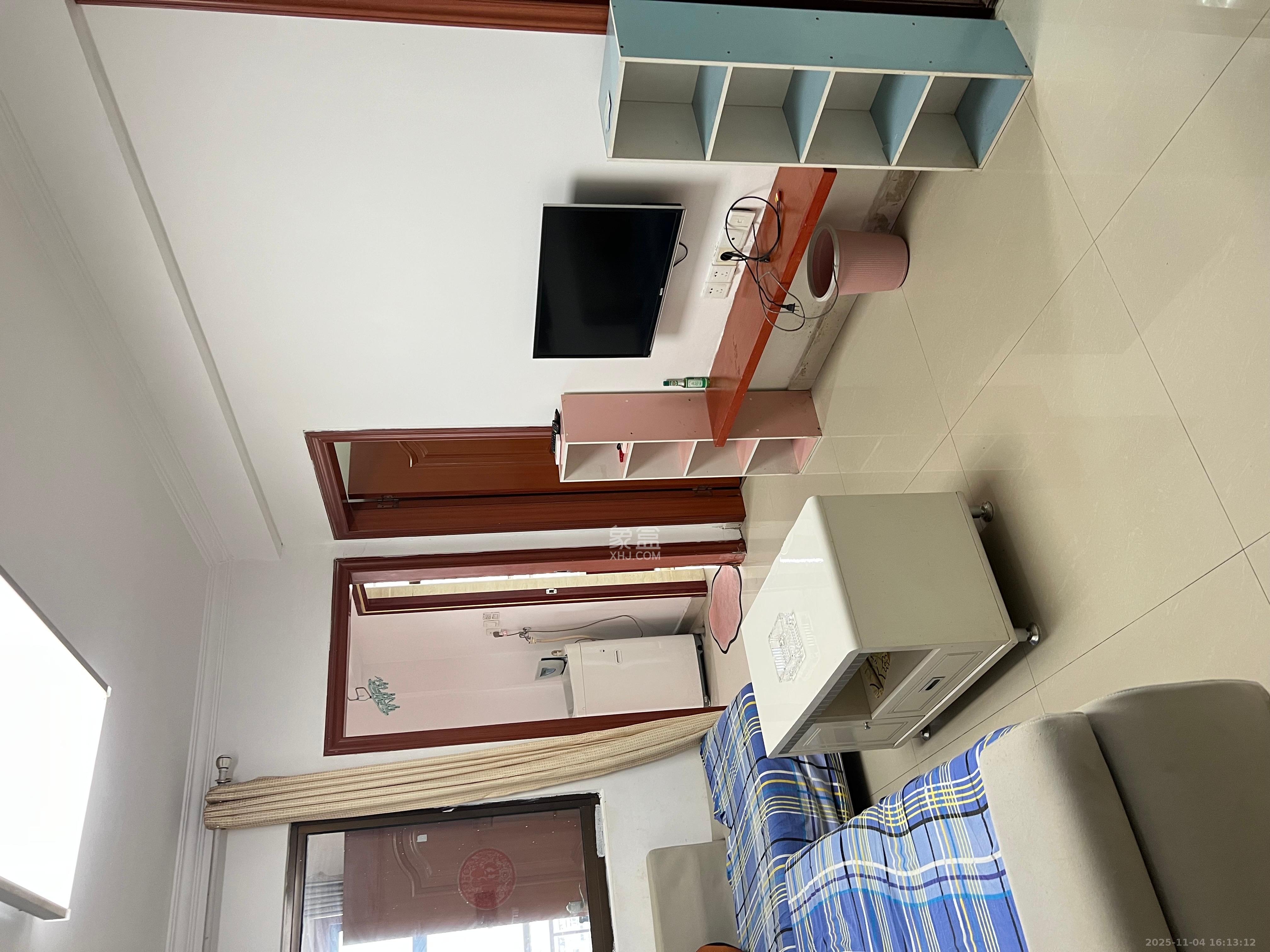 铂宫 1室1厅1卫 2200.0元/月 铂宫 1室1厅1卫 2200.0元/月室内图