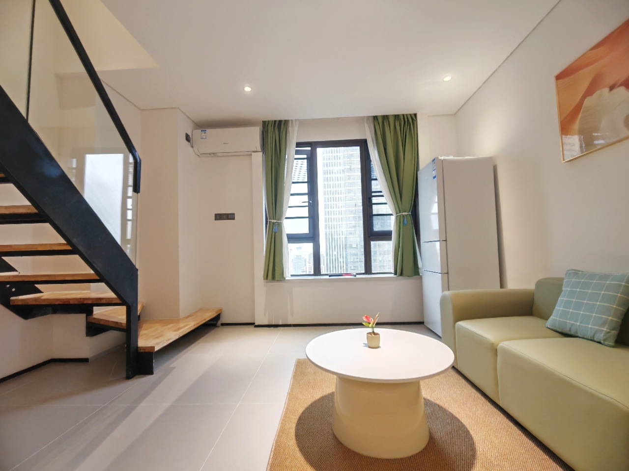 海航豪庭南苑  1室1厅2卫    3300.0元/月室内图