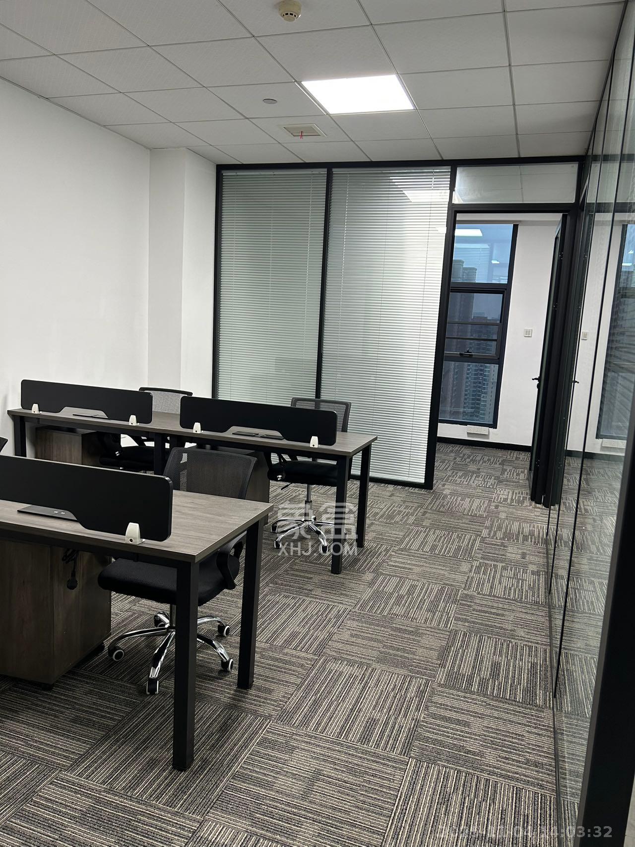 华坤时代   81.0㎡      4400.0元/月