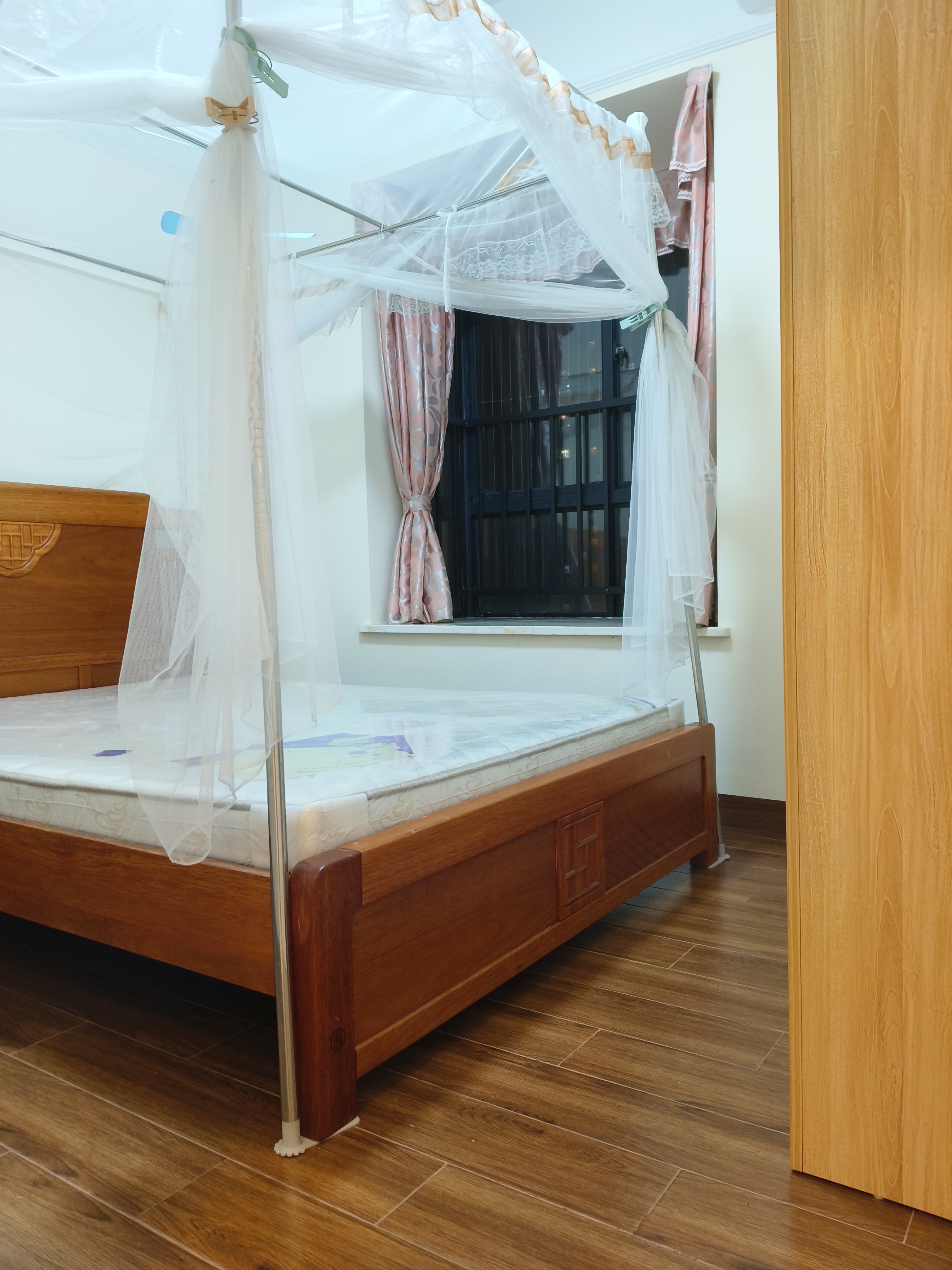 滨江世纪佳城（北区）  4室2厅2卫    3000.0元/月室内图