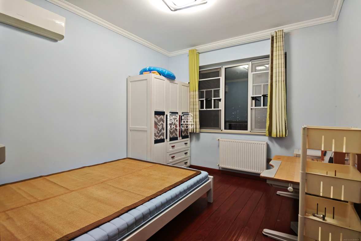 五矿万境水岸二期(五矿万境水岸和苑) 3室2厅2卫 3300.0元/月 五矿万境水岸二期(五矿万境水岸和苑) 3室2厅2卫 3300.0元/月室内图