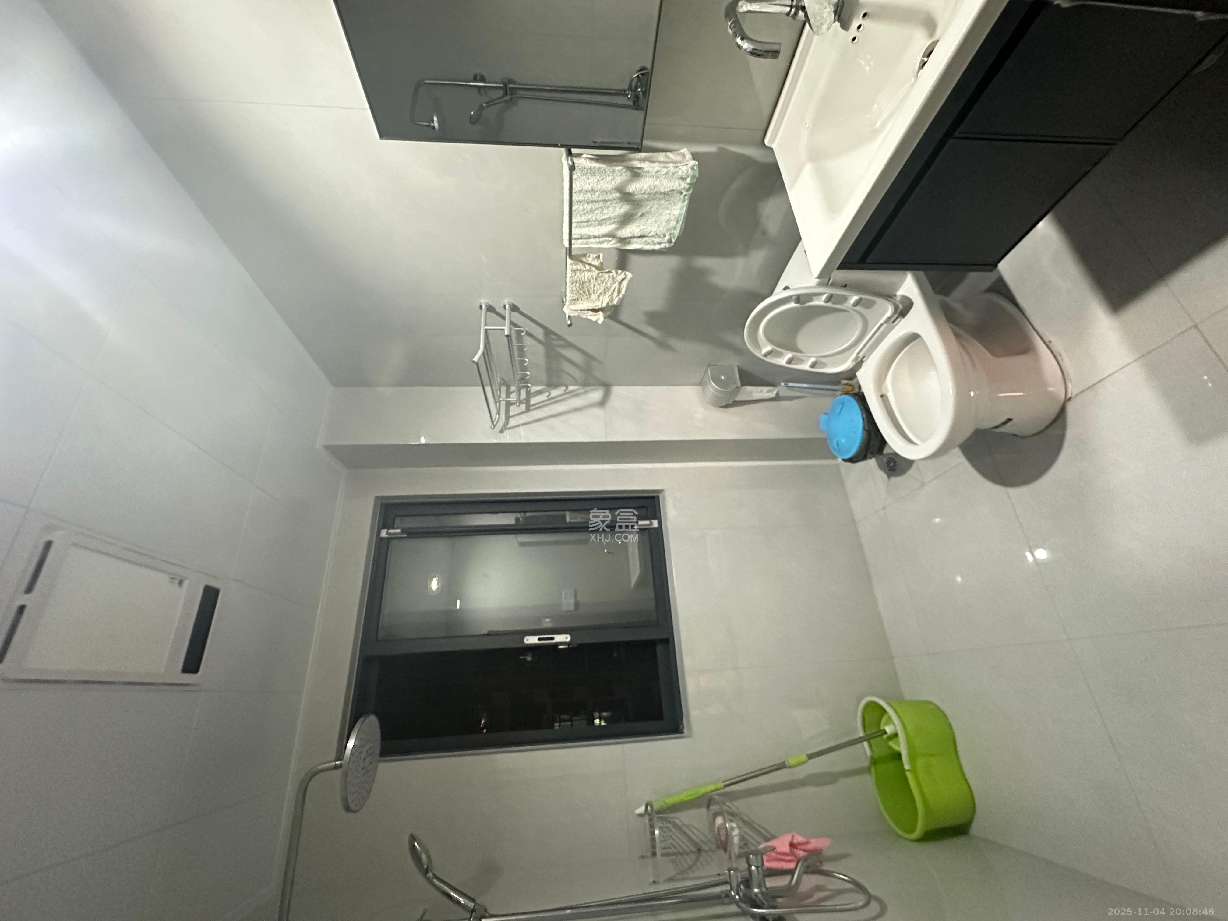 山语城一期  2室2厅1卫    2000.0元/月室内图