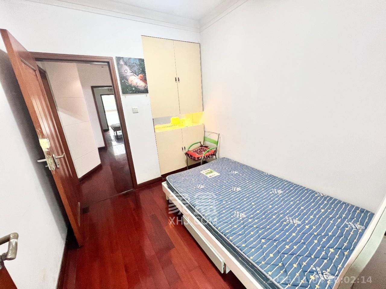 星语林名园  4室2厅2卫    2300.0元/月室内图