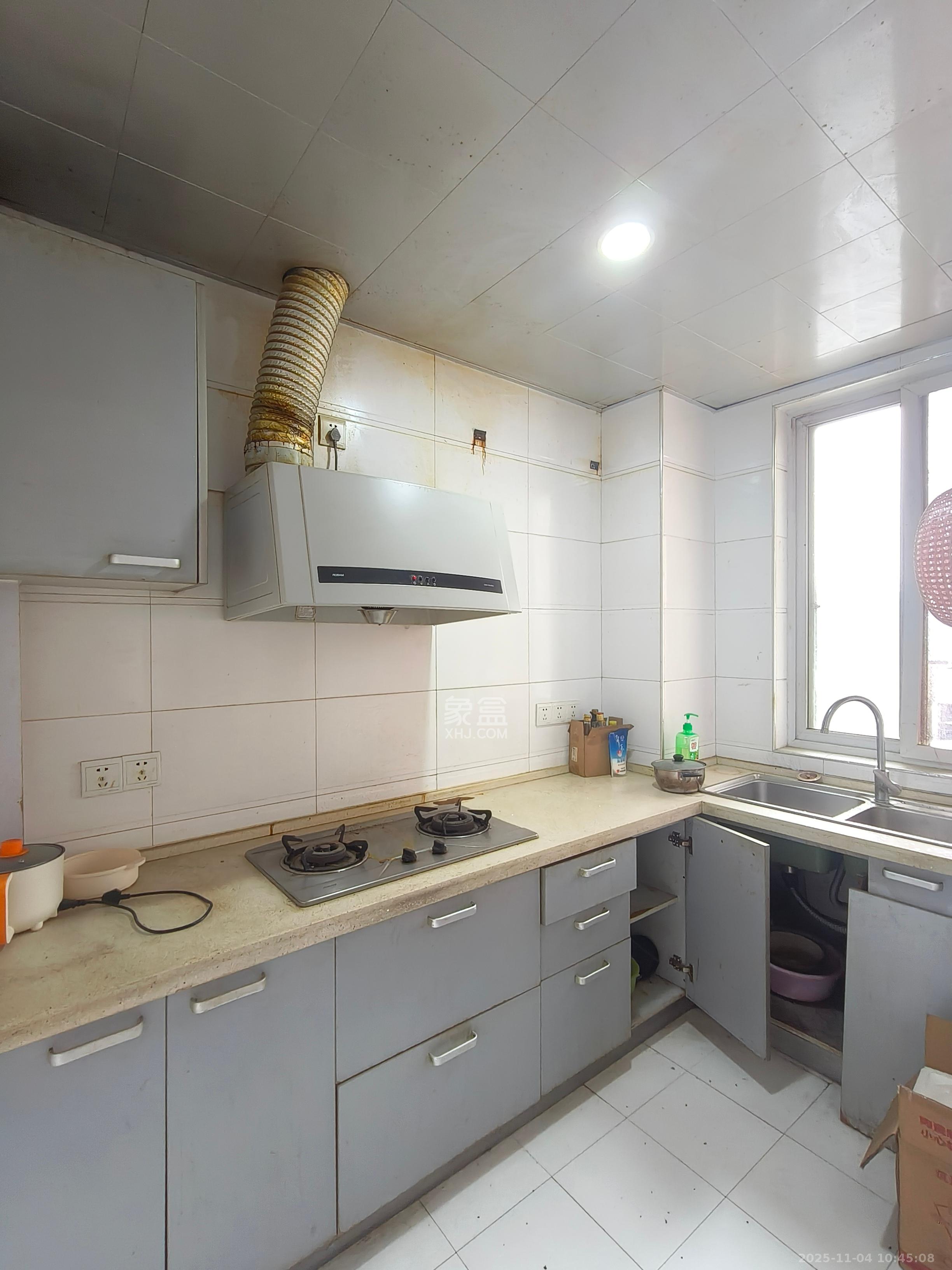 万丽景园  2室2厅1卫    1600.0元/月室内图