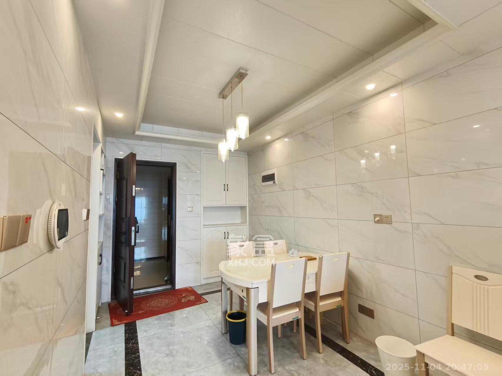 龙湖碧桂园天宸原著  3室2厅2卫    3500.0元/月室内图