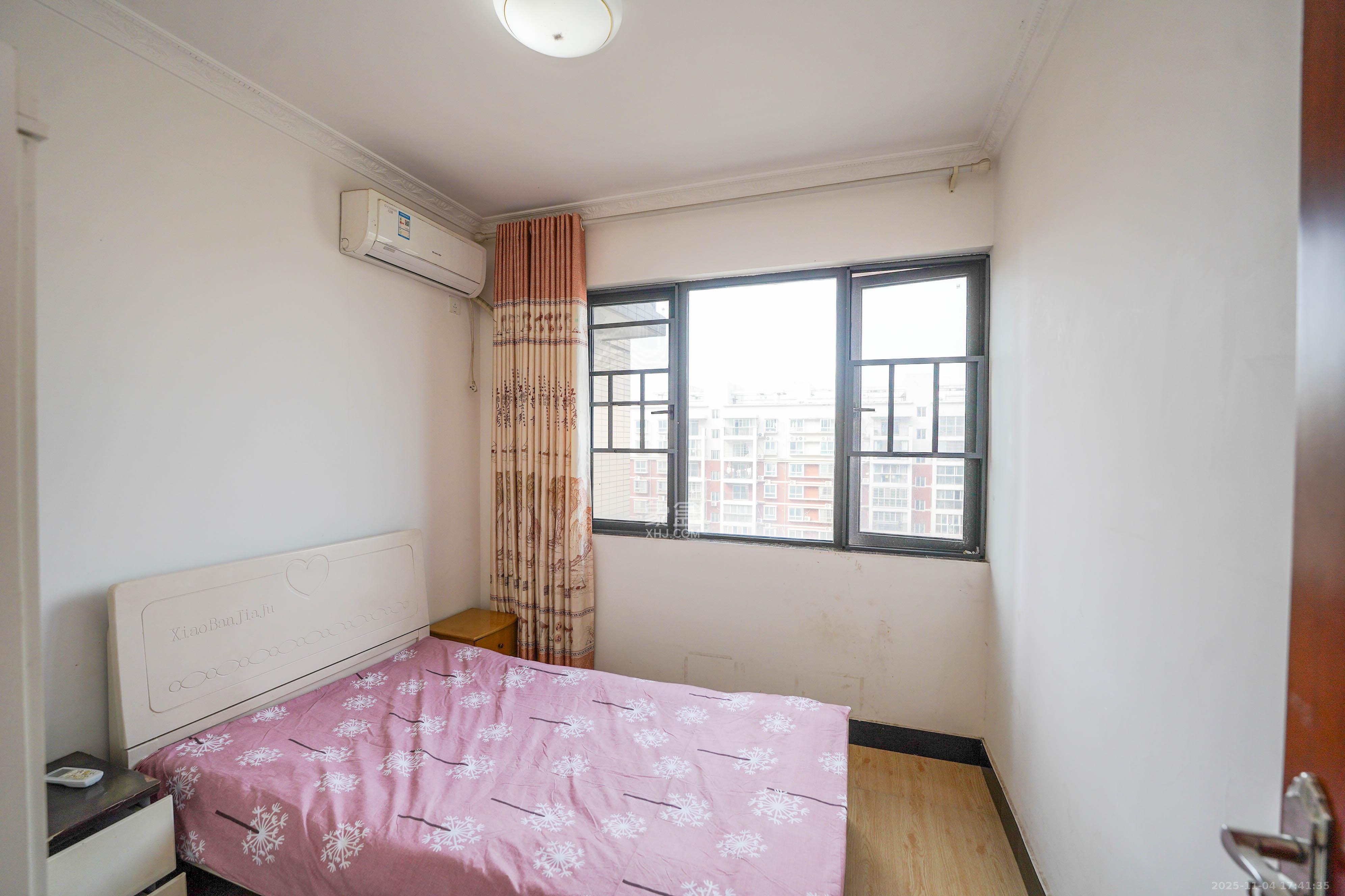 海伦堡爱ME城市  1室2厅1卫    75.0万卧室