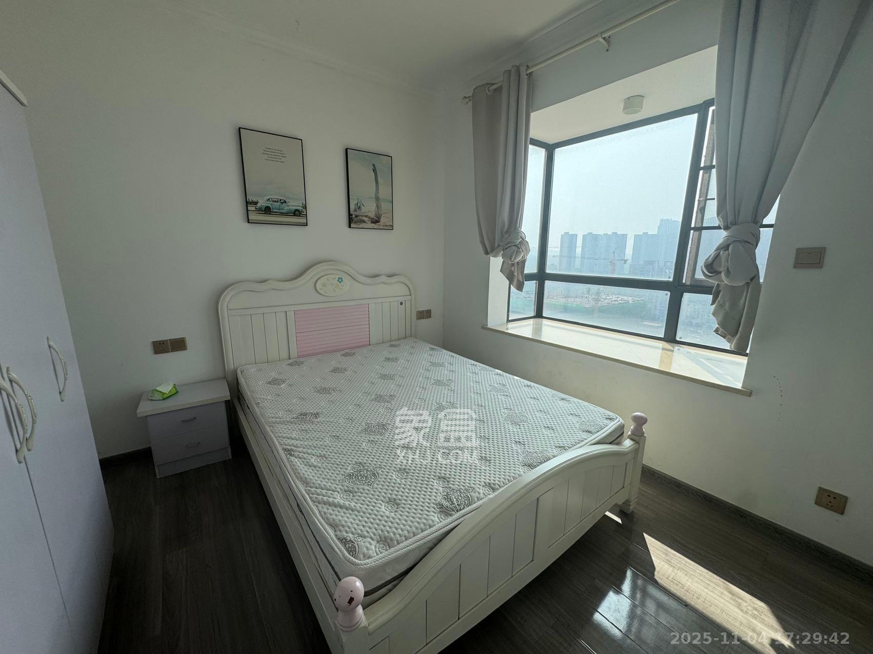 水墨林溪  3室2厅1卫    2200.0元/月室内图