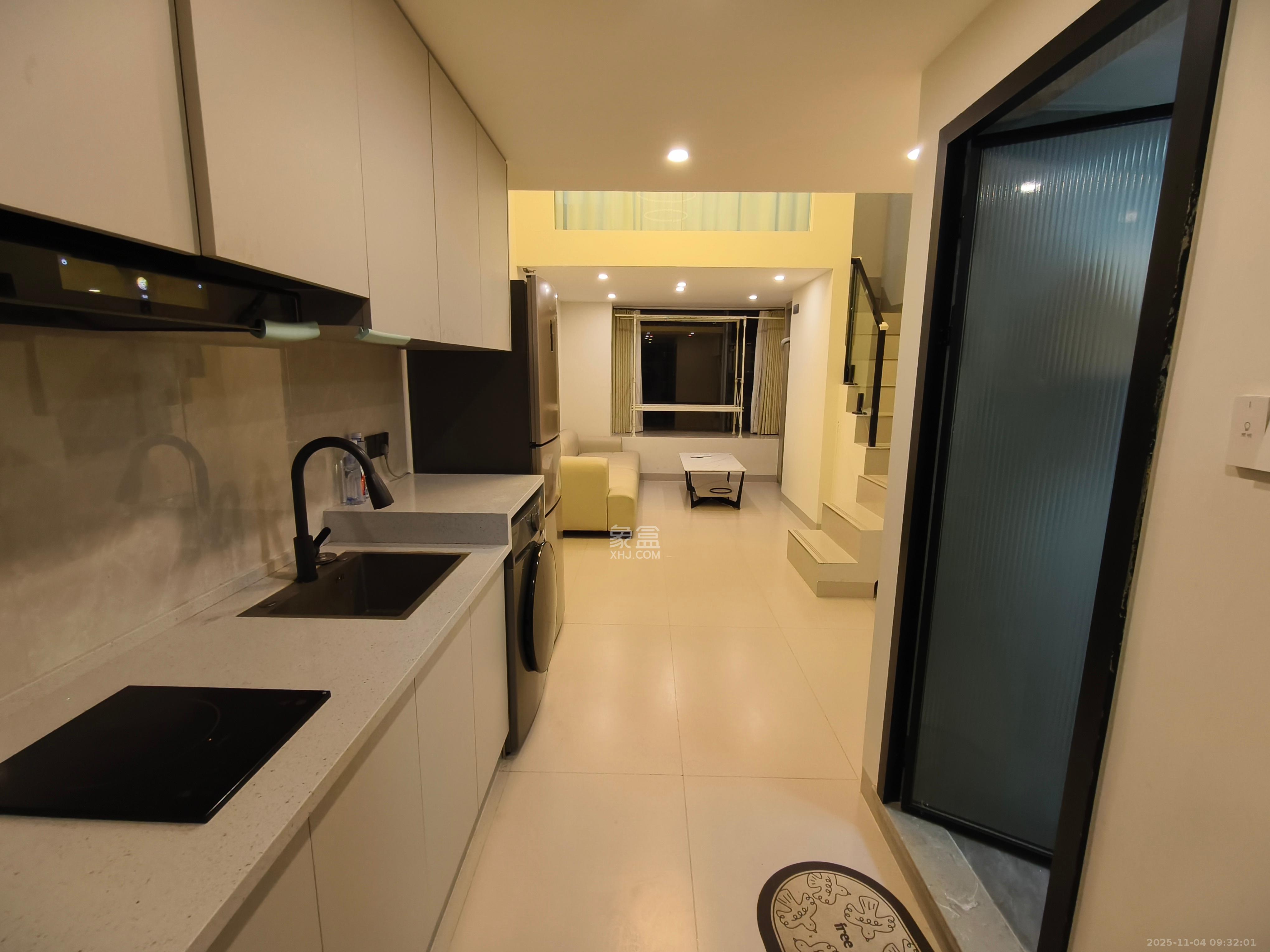 佳兆业云顶都汇 2室1厅1卫 2100.0元/月 佳兆业云顶都汇 2室1厅1卫 2100.0元/月室内图