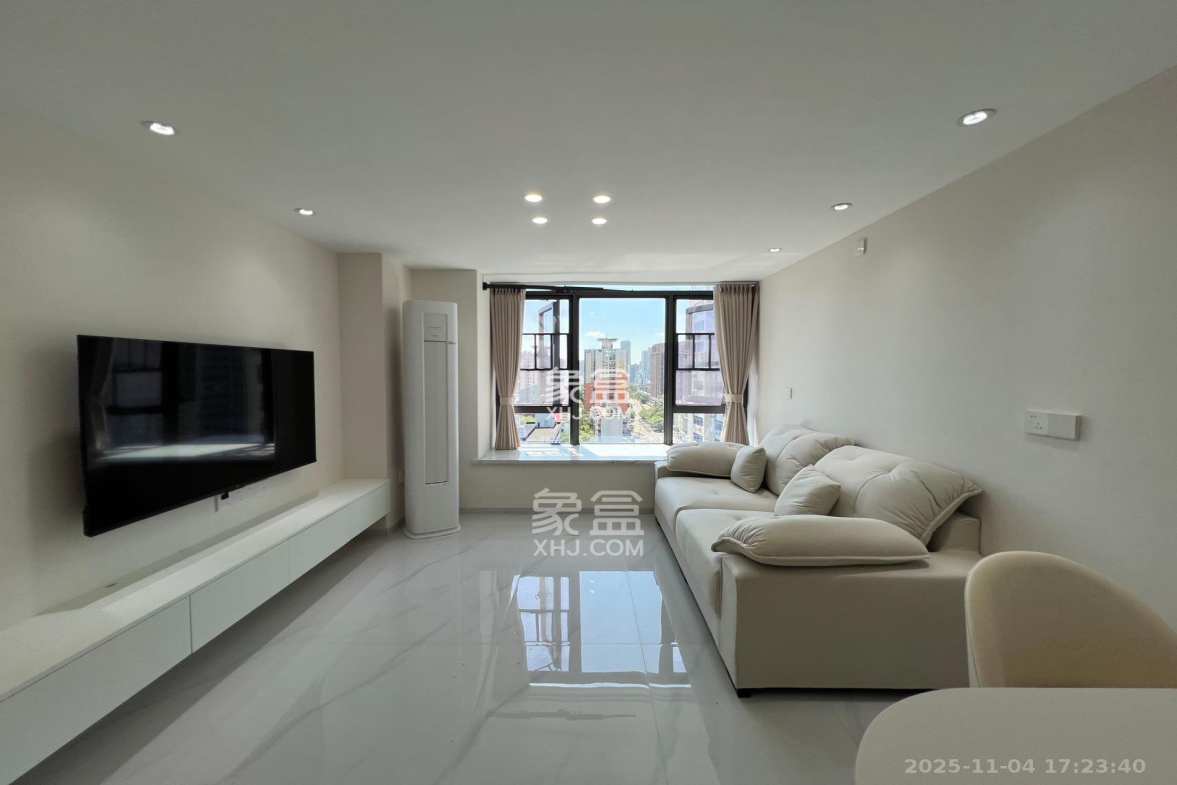 时代MOMA云PARK 2室1厅1卫 3000.0元/月 时代MOMA云PARK 2室1厅1卫 3000.0元/月室内图