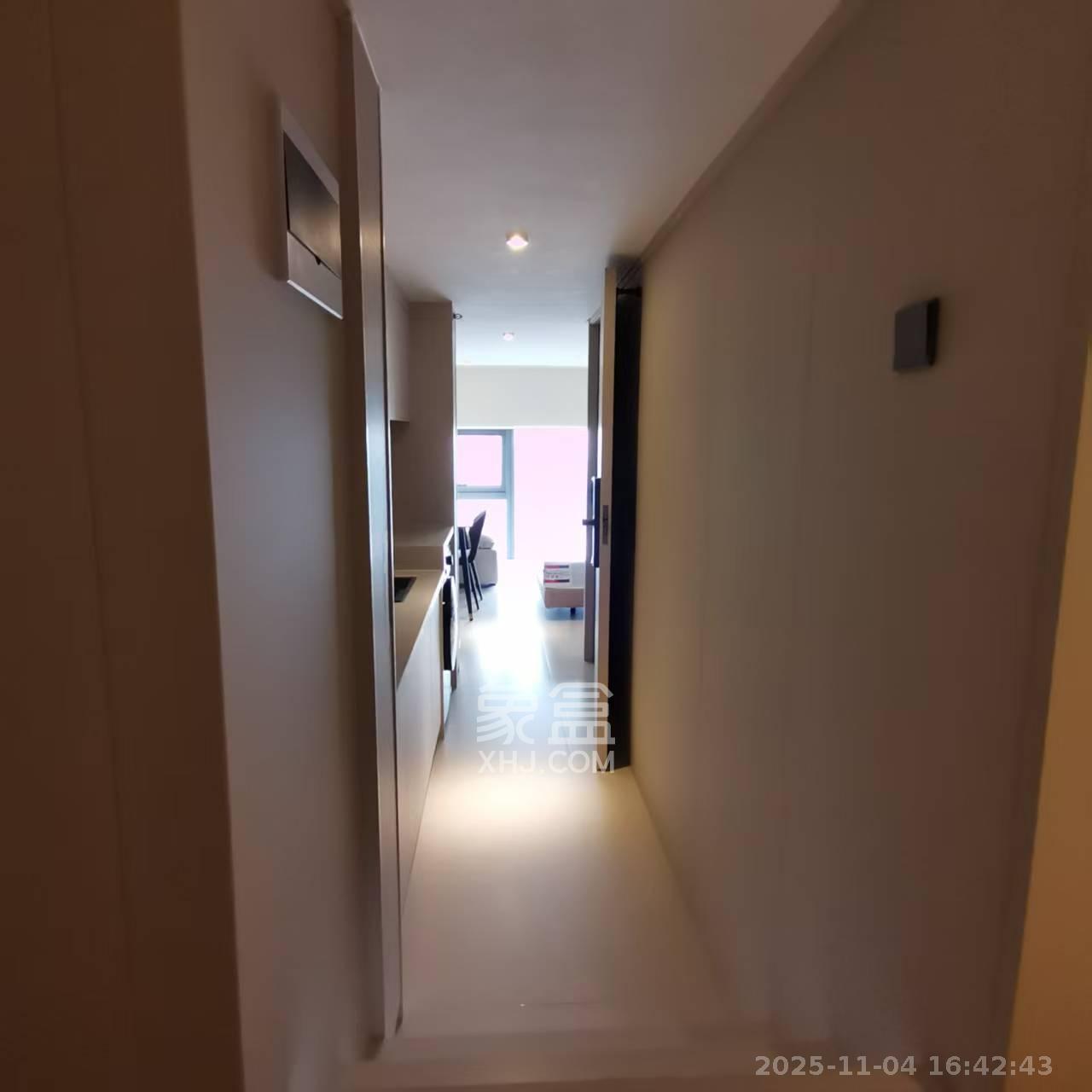 卓越中寰  1室1厅1卫    1550.0元/月室内图