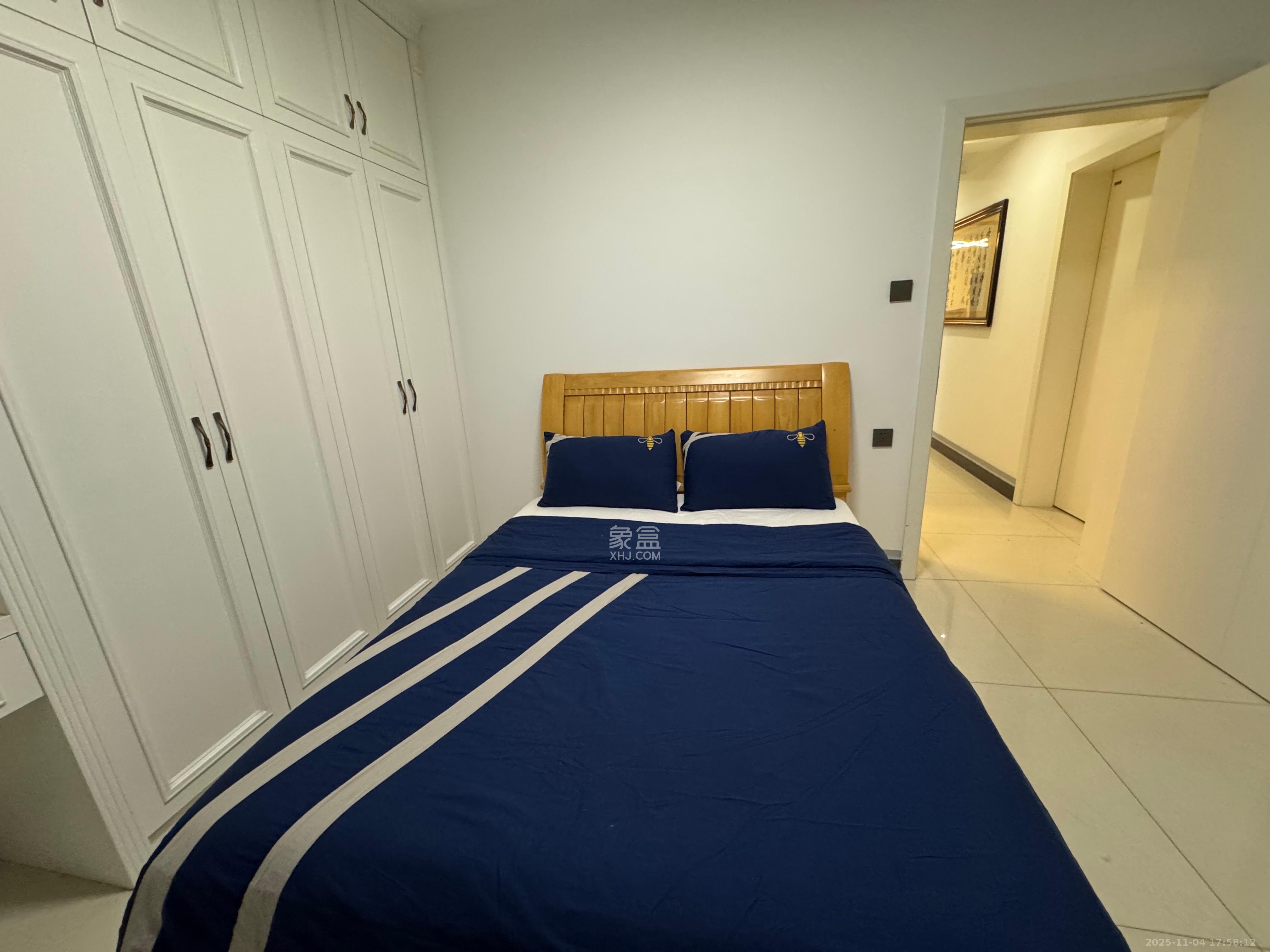 星沙教师公寓  3室2厅2卫    2800.0元/月室内图