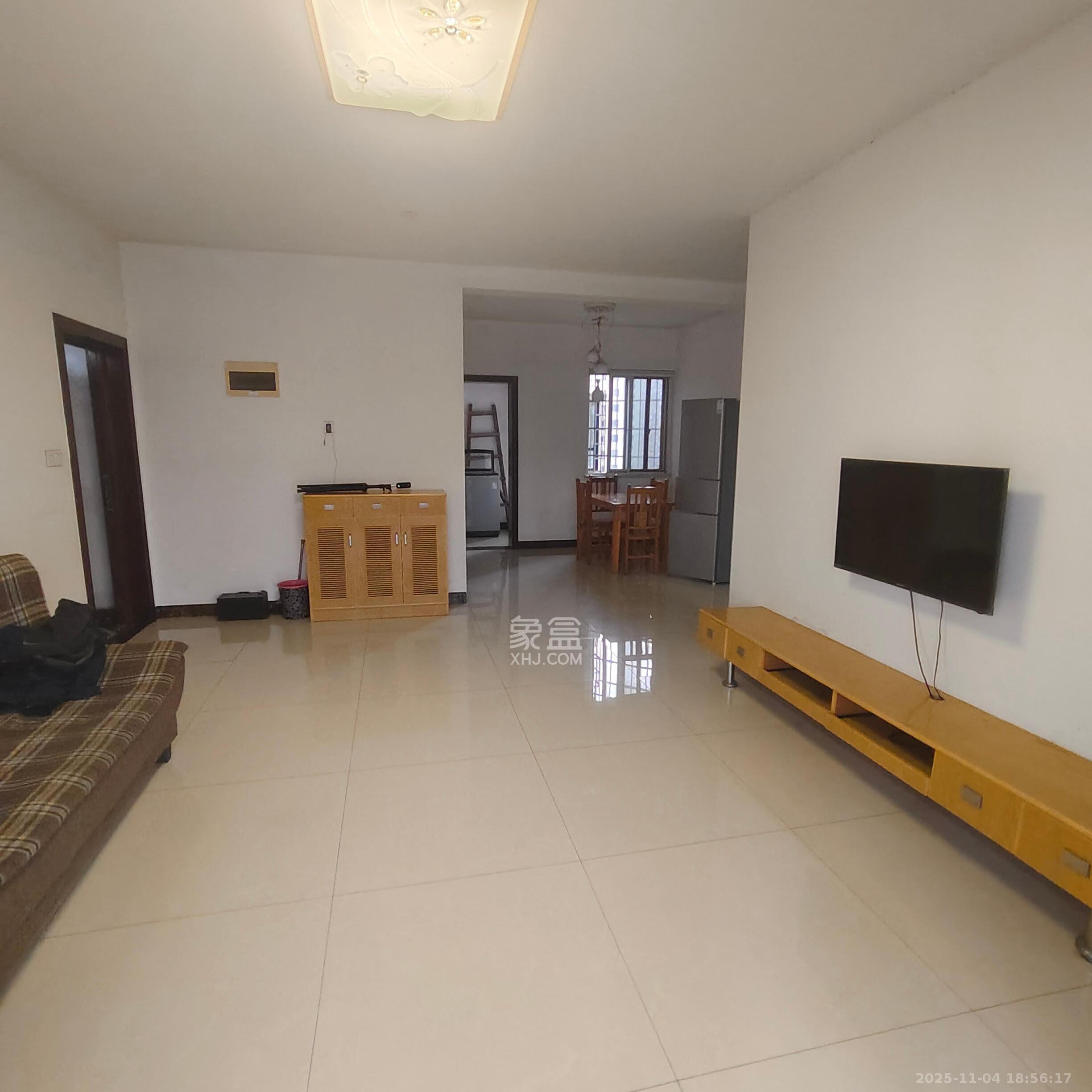 时代星城 1室2厅1卫 1650.0元/月 时代星城 1室2厅1卫 1650.0元/月室内图