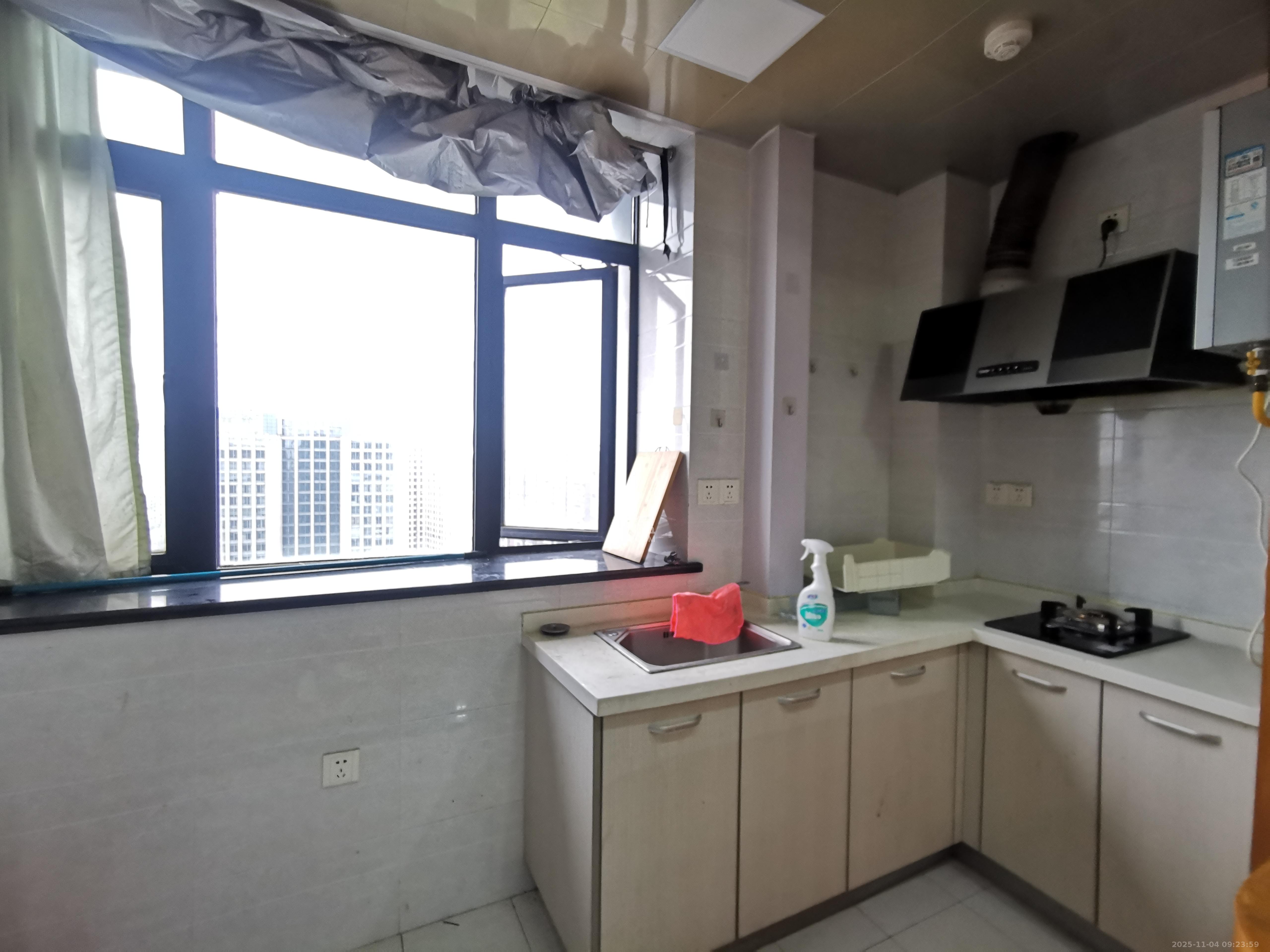 鑫远杰座 1室1厅1卫 1200.0元/月 鑫远杰座 1室1厅1卫 1200.0元/月室内图