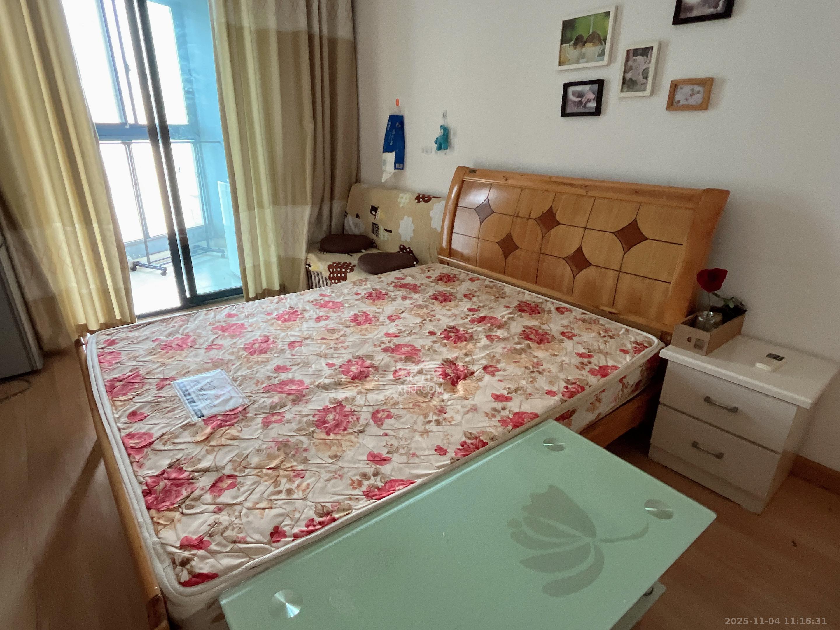 绿地中央广场 1室1厅1卫 1400.0元/月 绿地中央广场 1室1厅1卫 1400.0元/月室内图