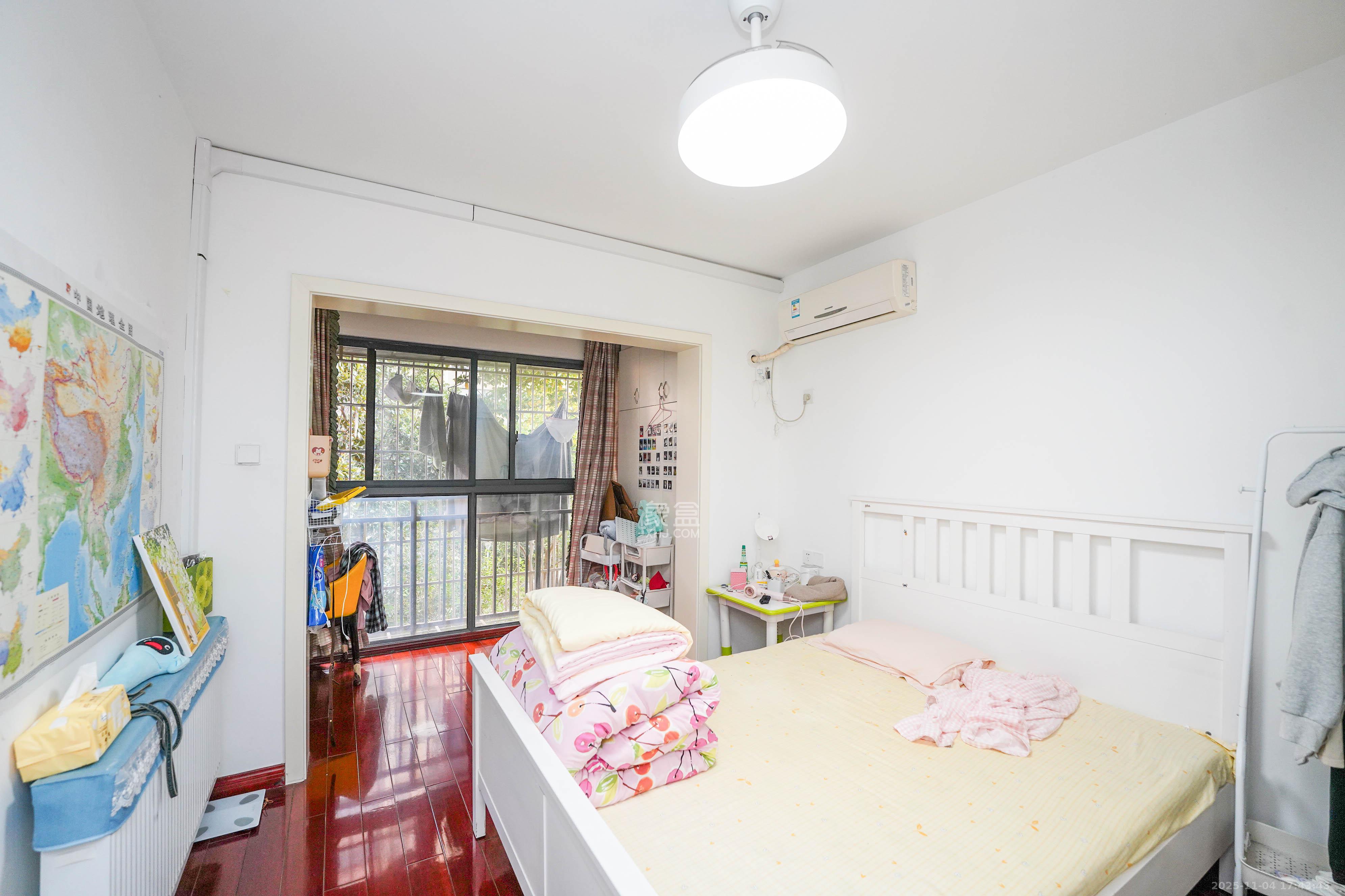 嘉华城（一期）  4室2厅2卫    126.0万卧室