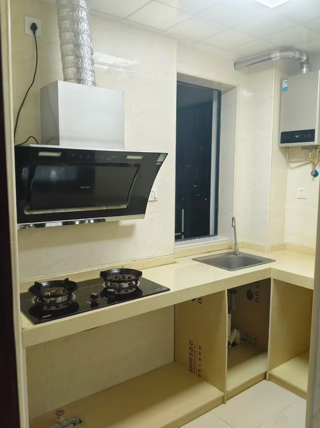 龙城新景 2室2厅1卫 2500.0元/月 龙城新景 2室2厅1卫 2500.0元/月室内图