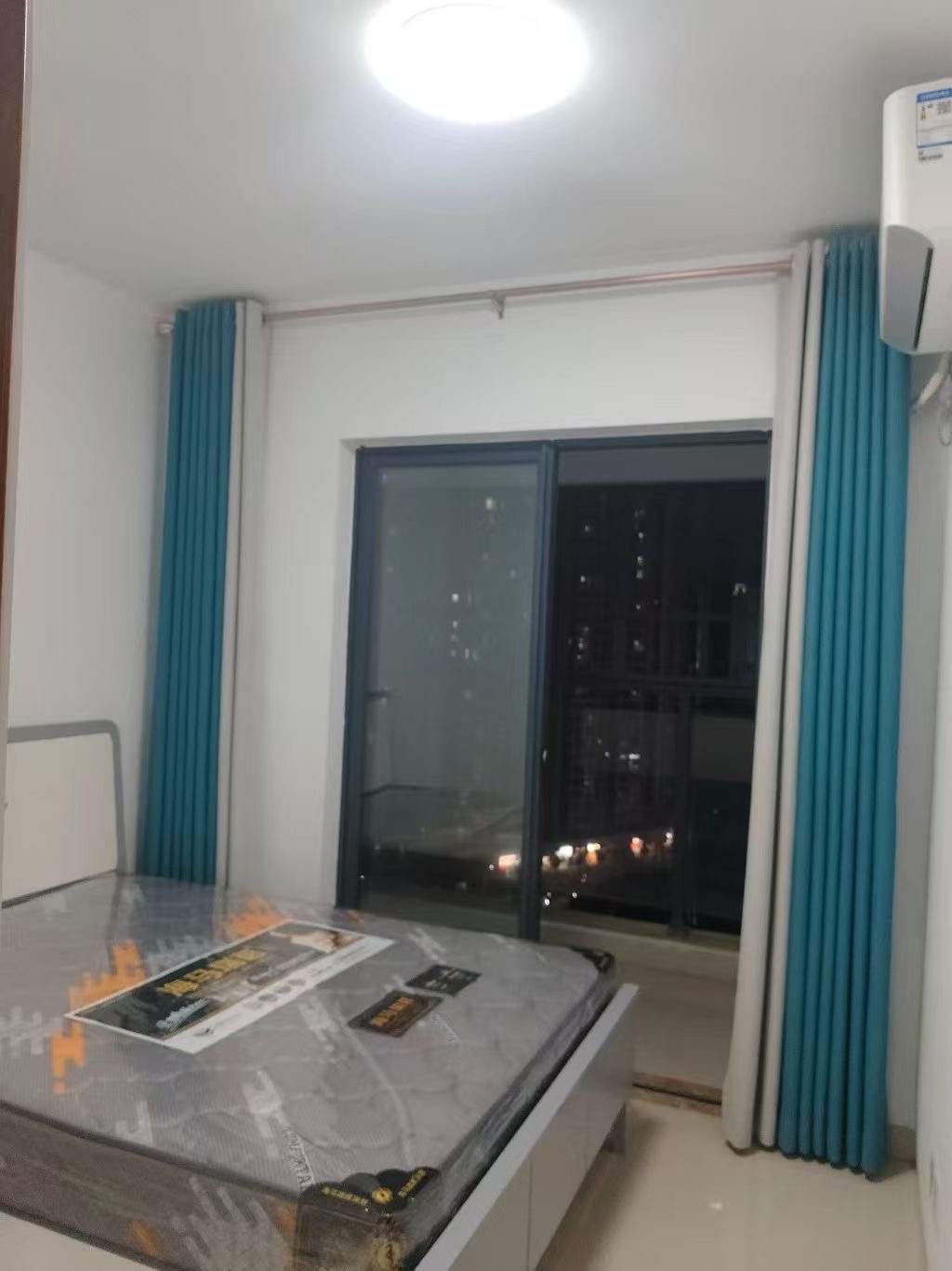 龙城新景  2室2厅1卫    2500.0元/月室内图