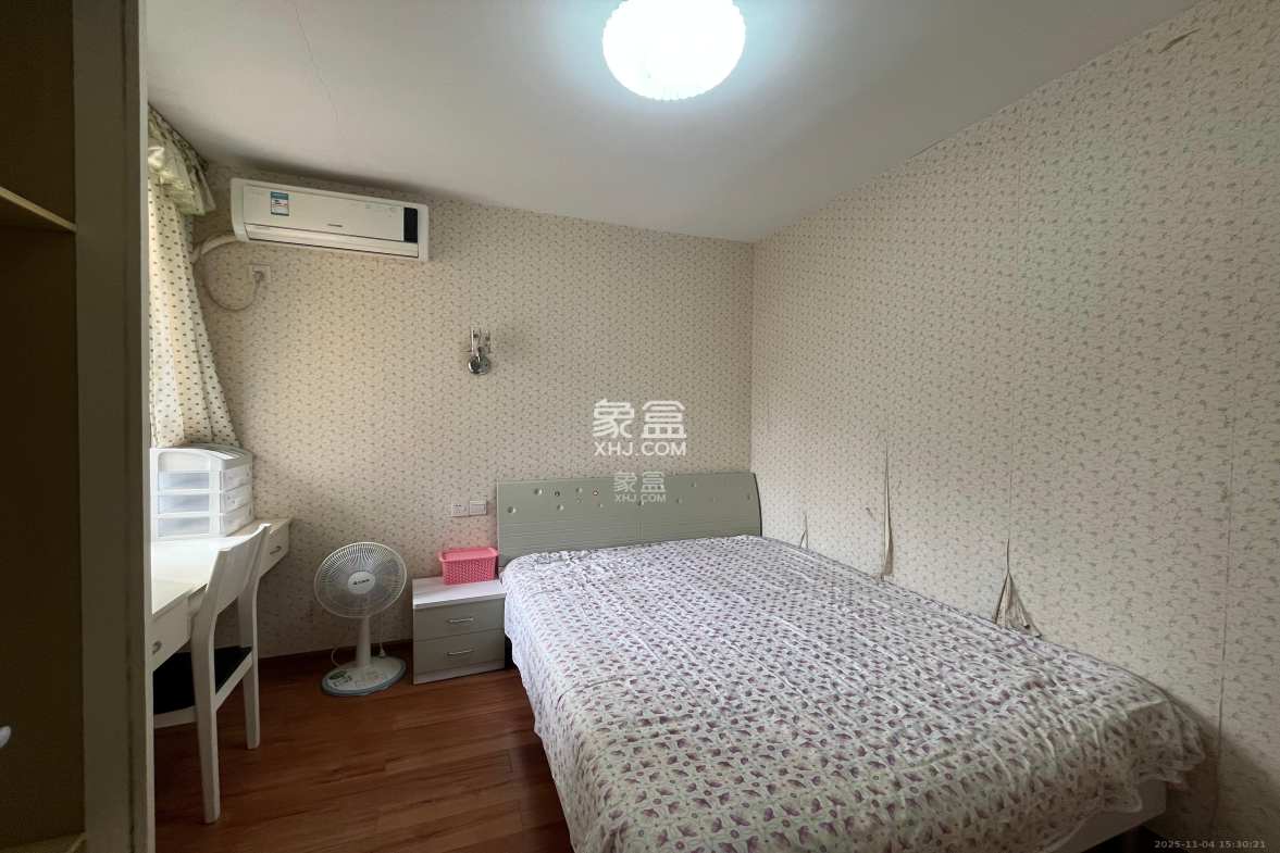 东岸锦城(东方人家) 3室1厅1卫 1600.0元/月 东岸锦城(东方人家) 3室1厅1卫 1600.0元/月室内图