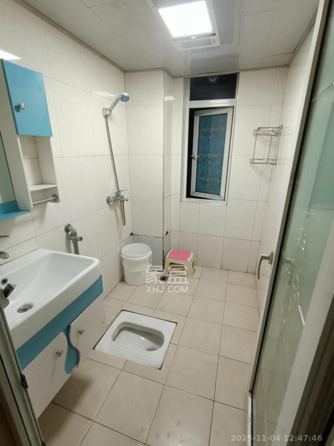 山语城一期 2室2厅1卫 1600.0元/月 山语城一期 2室2厅1卫 1600.0元/月室内图