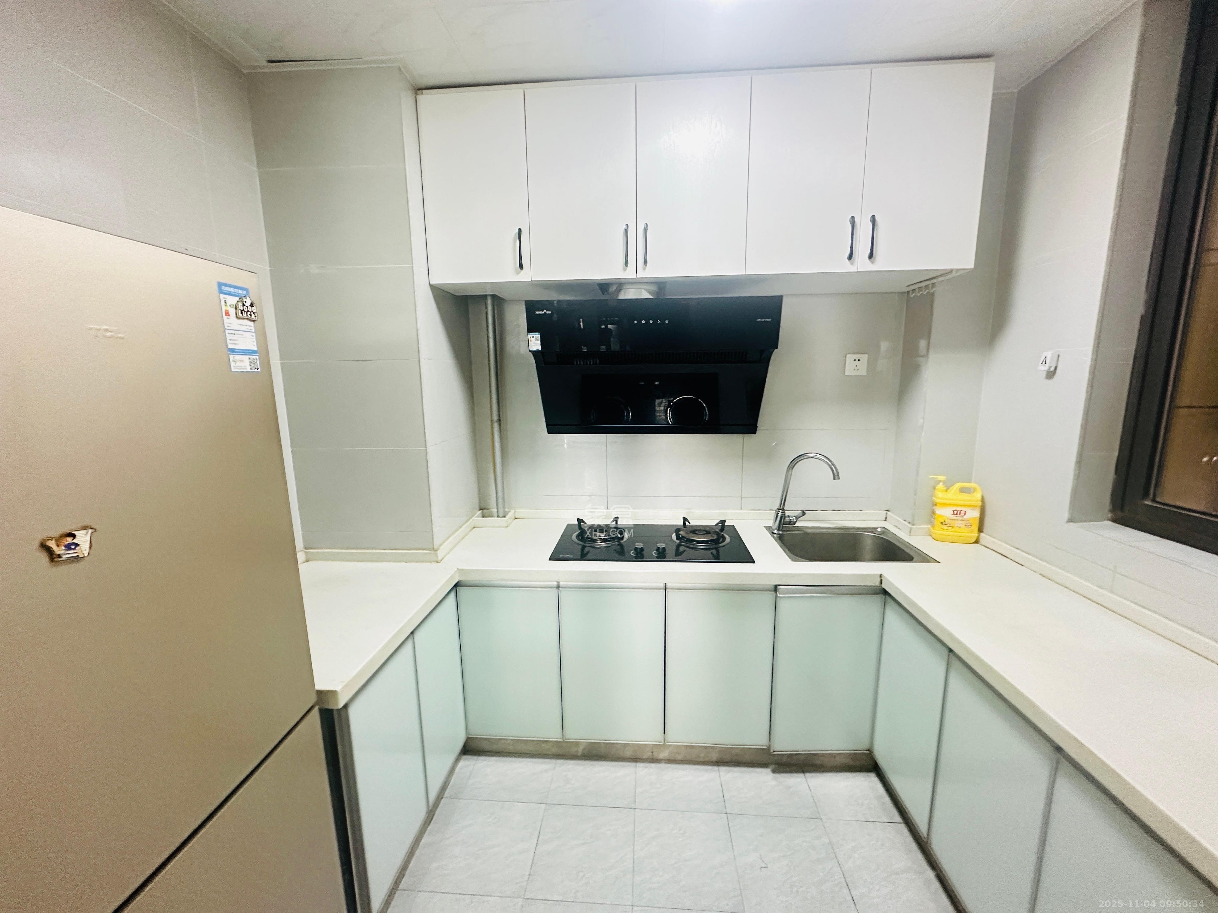 世茂璀璨天城 1室0厅0卫 3200.0元/月 世茂璀璨天城 1室0厅0卫 3200.0元/月室内图