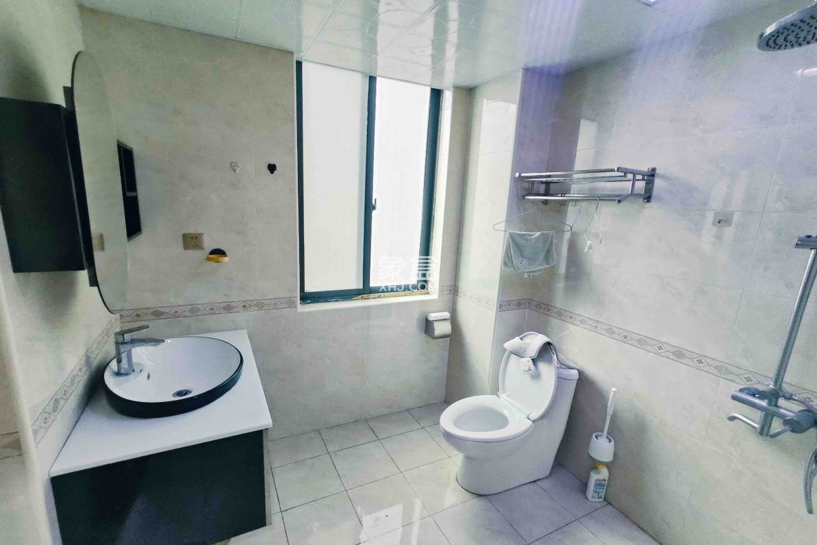 西子莲花 3室3厅2卫 2500.0元/月 西子莲花 3室3厅2卫 2500.0元/月室内图