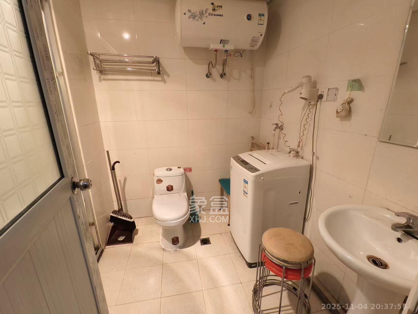 越界（天佑国际大厦）  1室1厅1卫    1300.0元/月室内图