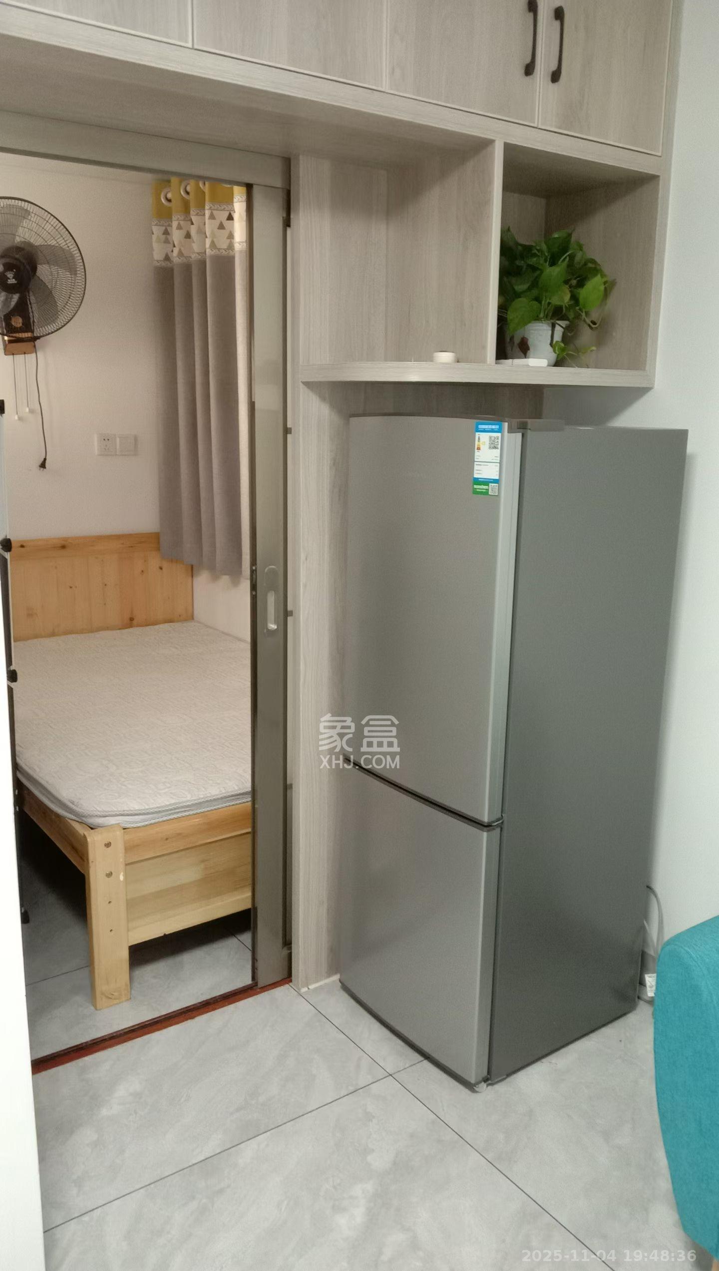 桥头家苑一期 1室0厅0卫 1100.0元/月 桥头家苑一期 1室0厅0卫 1100.0元/月室内图