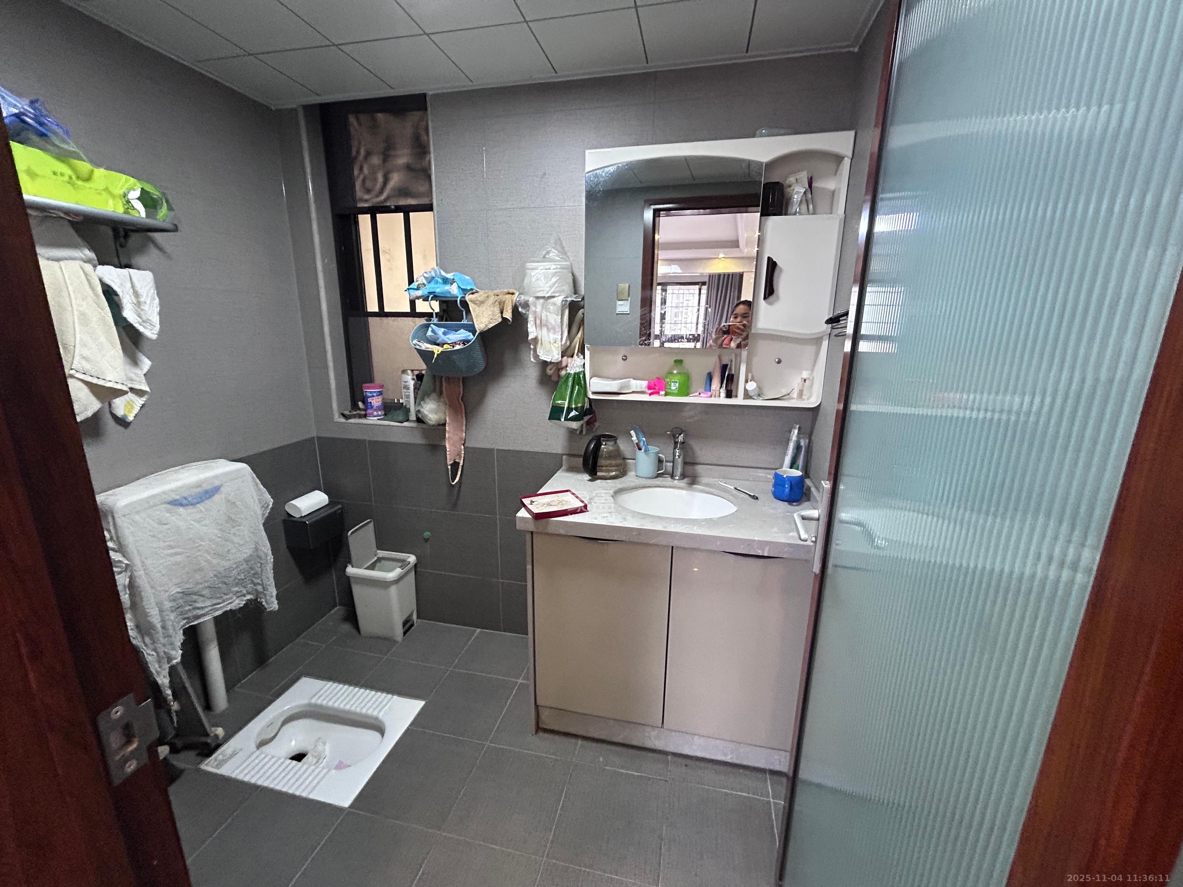 星城春晓 3室2厅2卫 2400.0元/月 星城春晓 3室2厅2卫 2400.0元/月室内图