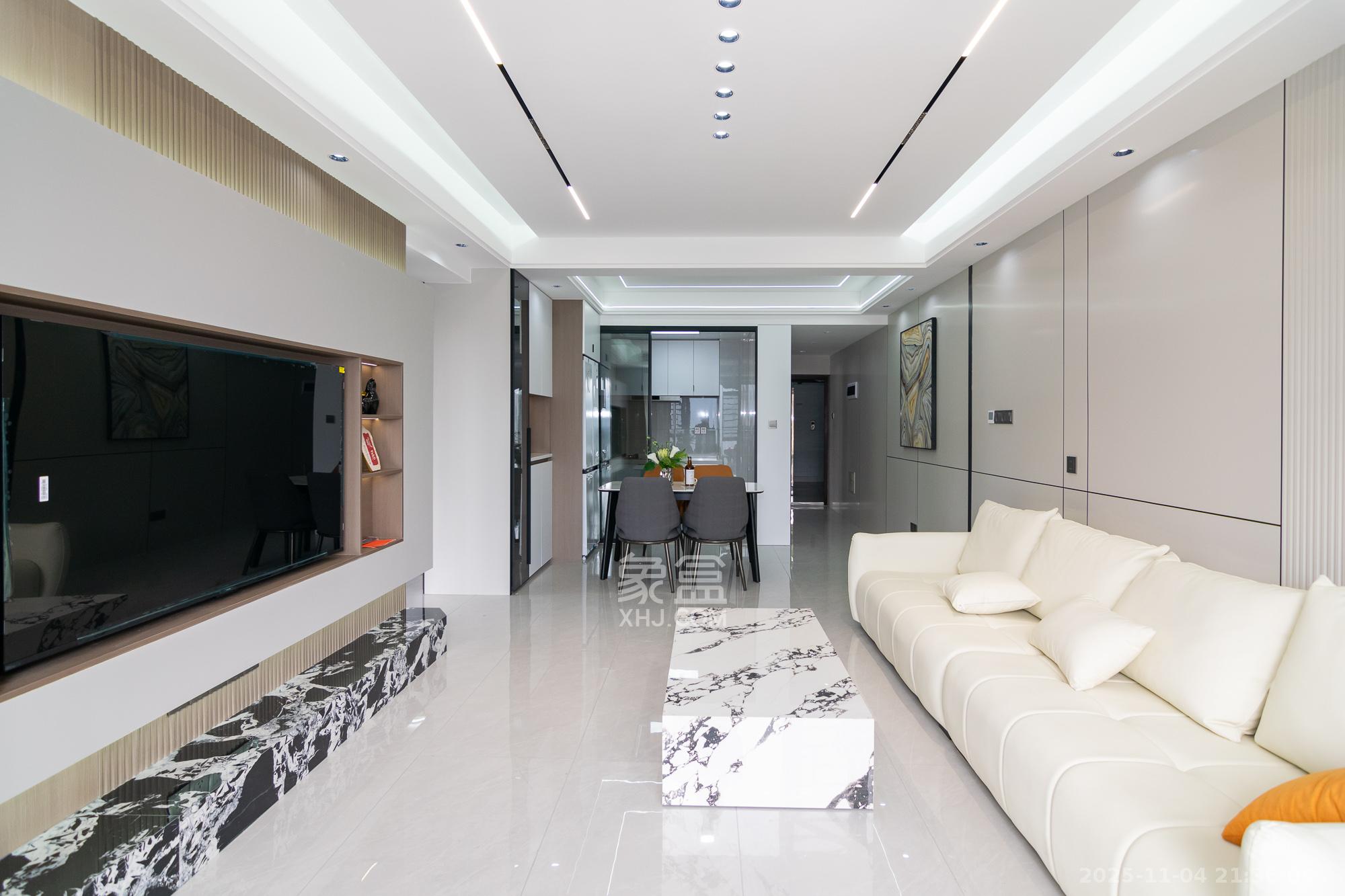 金富星城 3室2厅1卫 95.0万 金富星城 3室2厅1卫 95.0万客厅