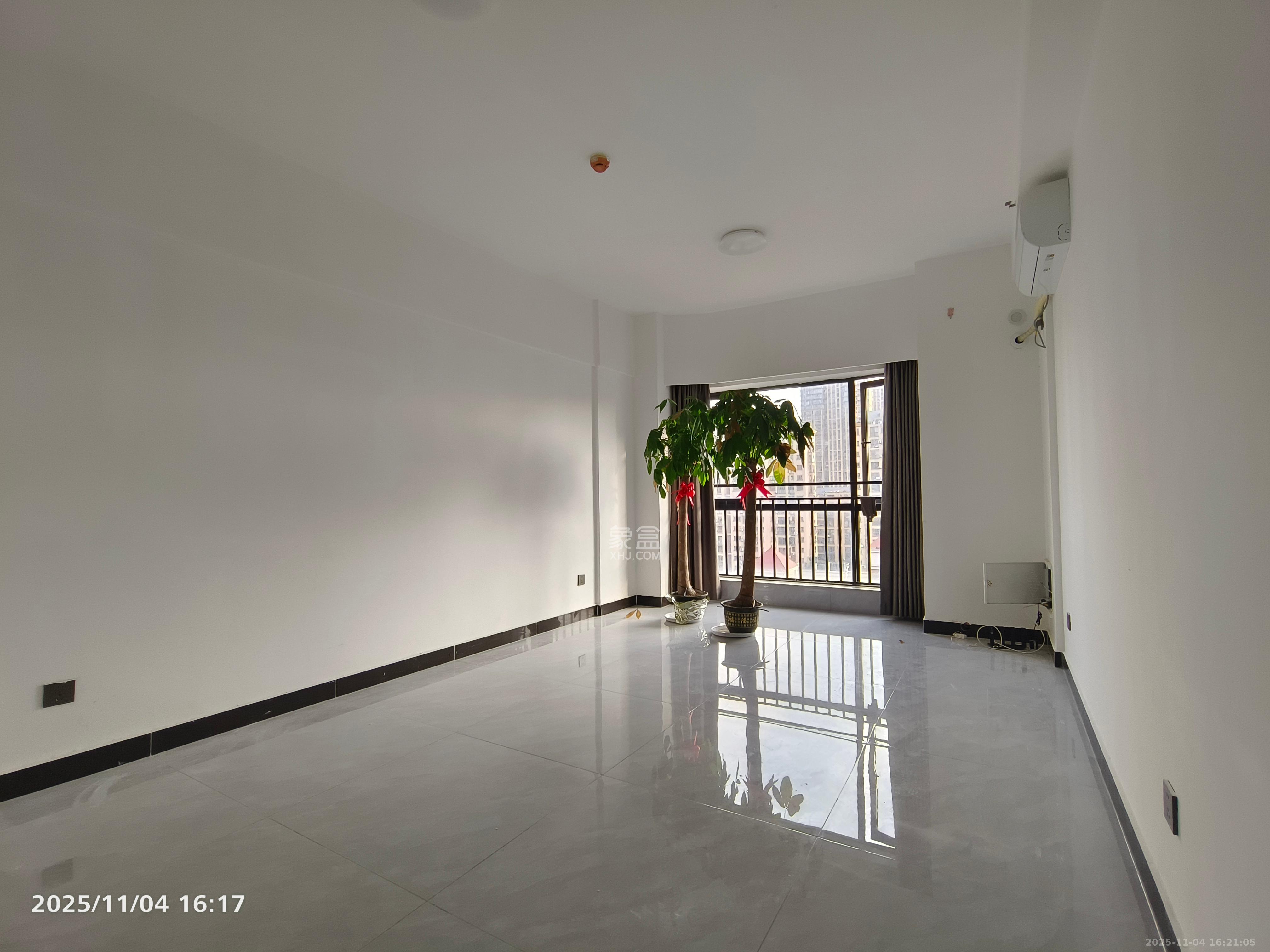 旭辉国际广场（永升商业广场）  1室1厅1卫    1600.0元/月室内图