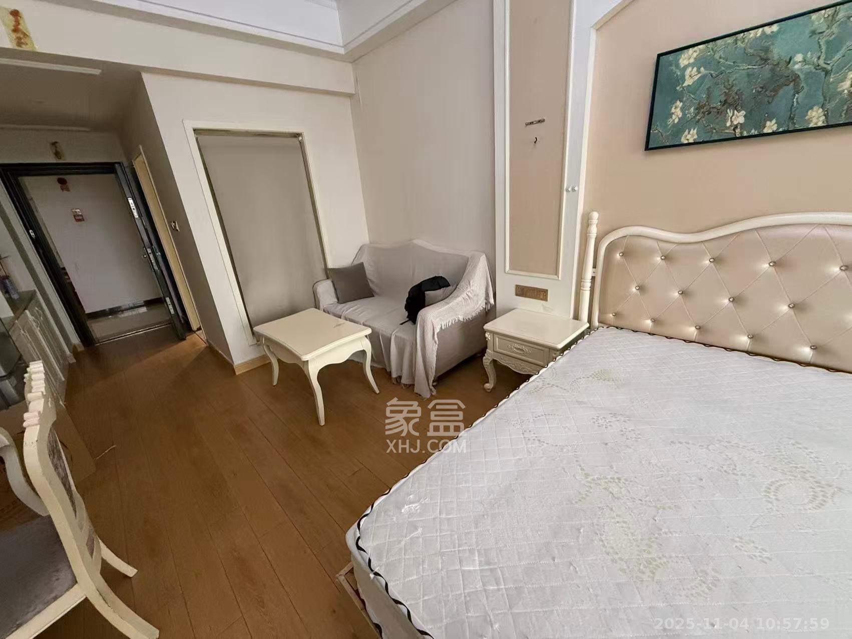 梅溪国际公寓(步步高新天地) 1室0厅0卫 1500.0元/月 梅溪国际公寓(步步高新天地) 1室0厅0卫 1500.0元/月室内图