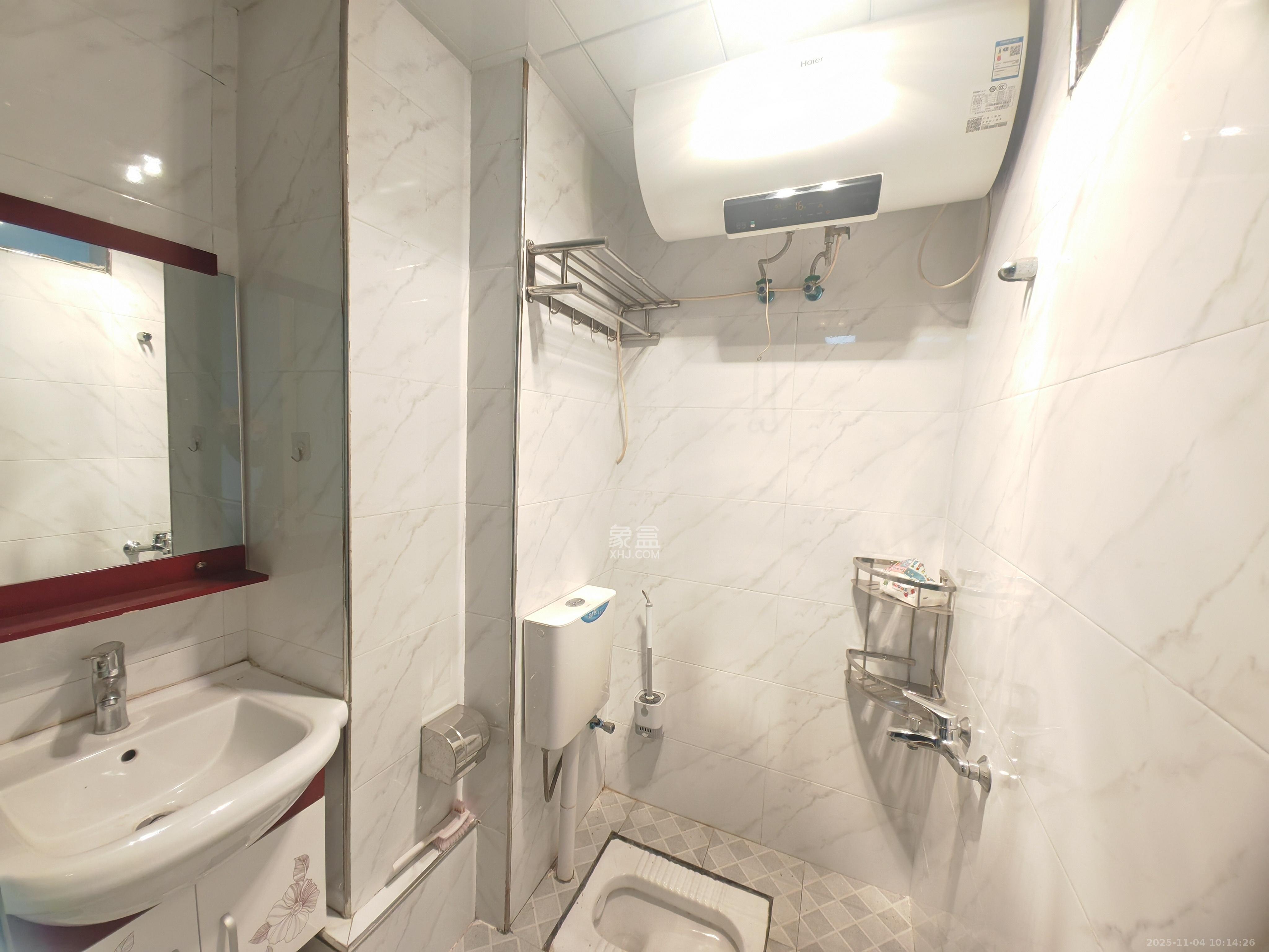 当代滨江MOMA 2室2厅2卫 4000.0元/月 当代滨江MOMA 2室2厅2卫 4000.0元/月室内图