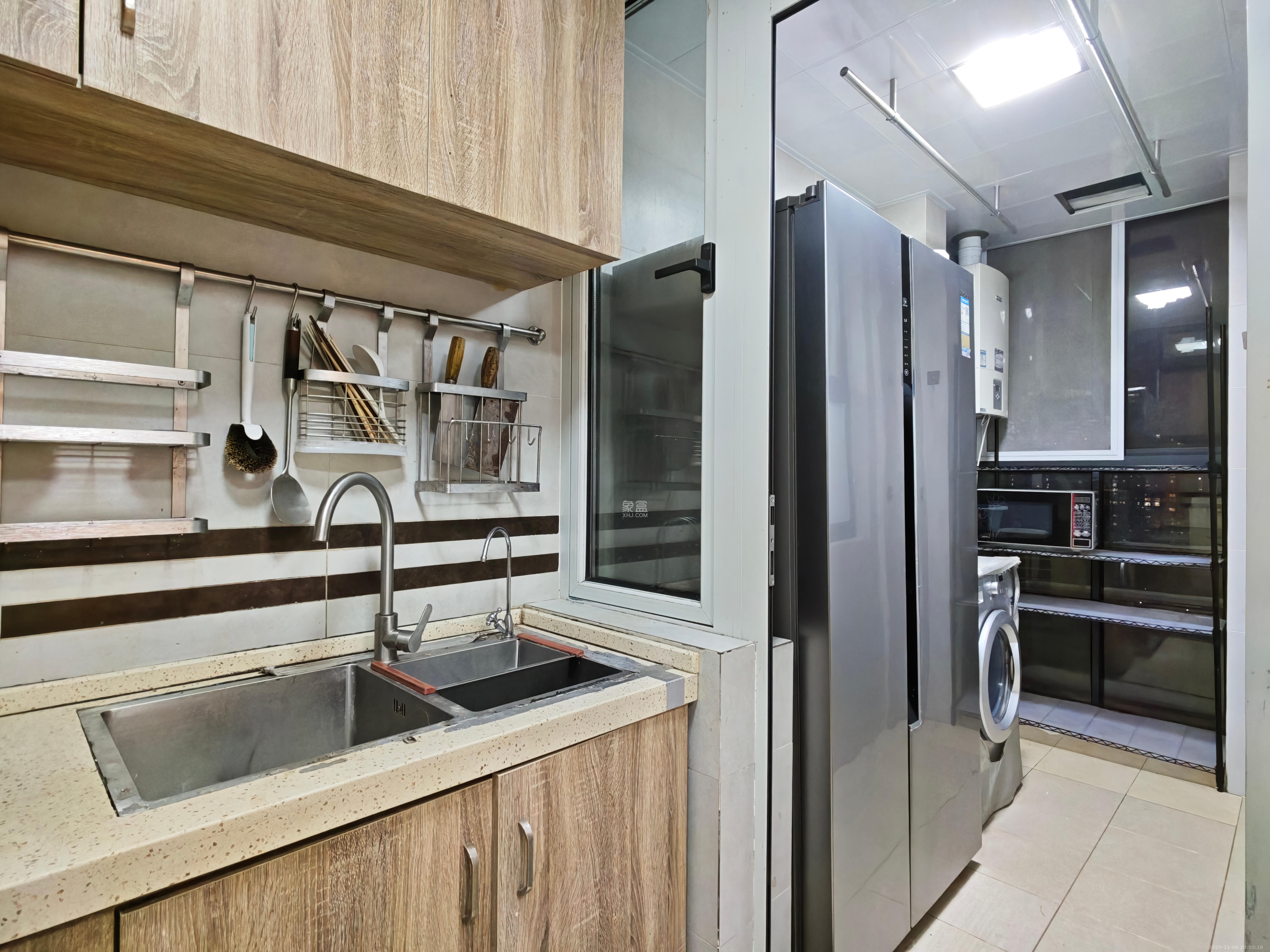 五矿万境水岸二期（五矿万境水岸和苑）  3室2厅2卫    3300.0元/月室内图